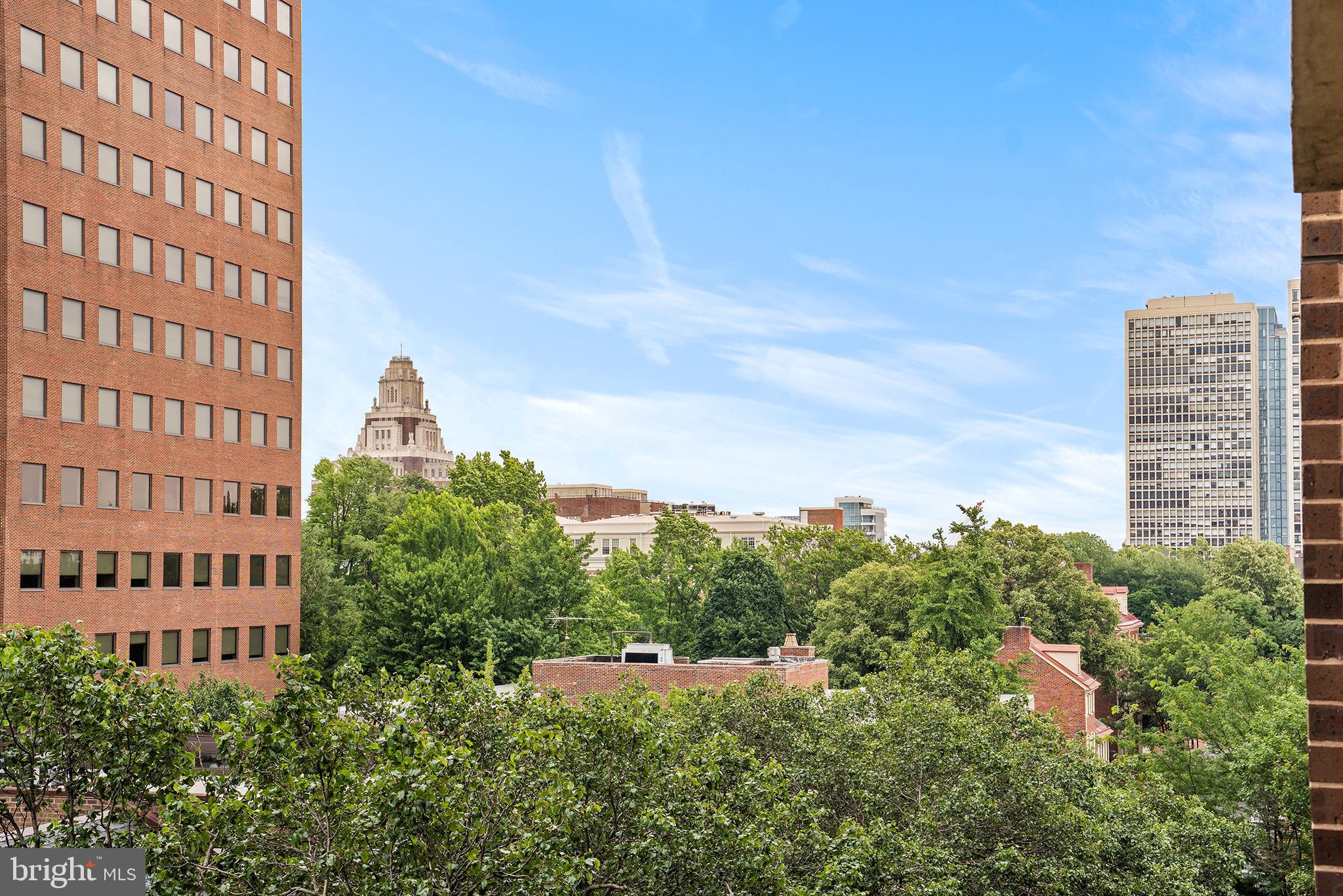 WASHINGTON SQ - Residential