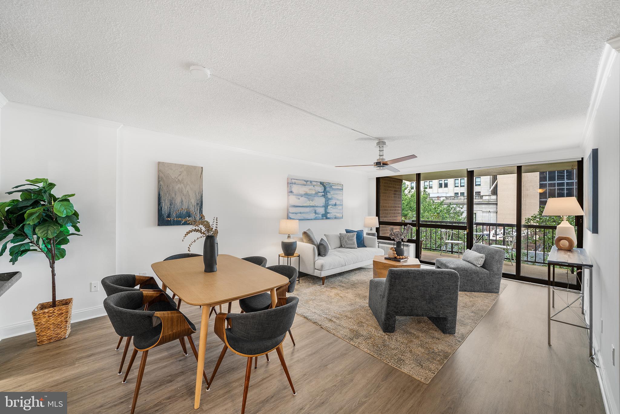 WASHINGTON SQ - Residential