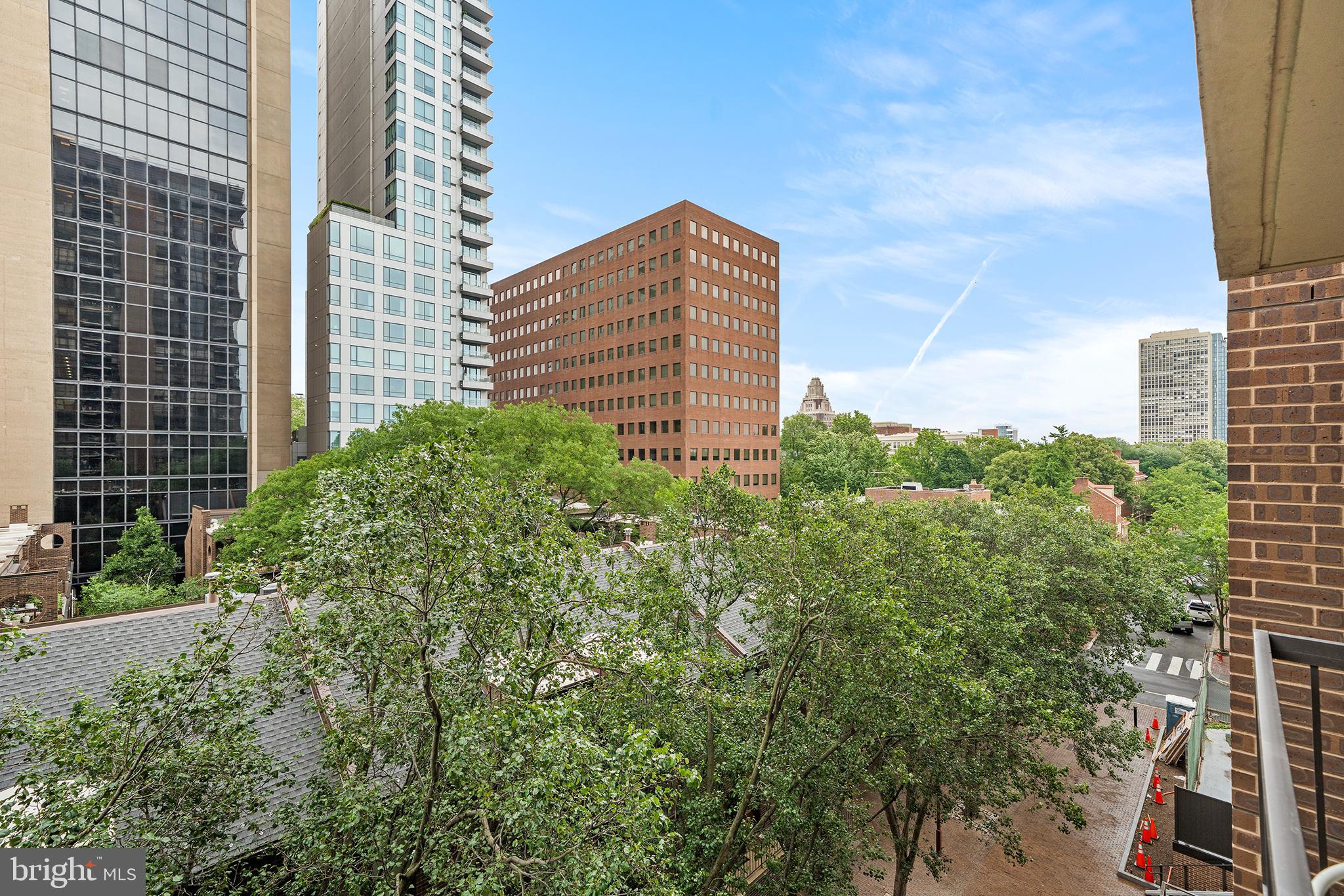 WASHINGTON SQ - Residential