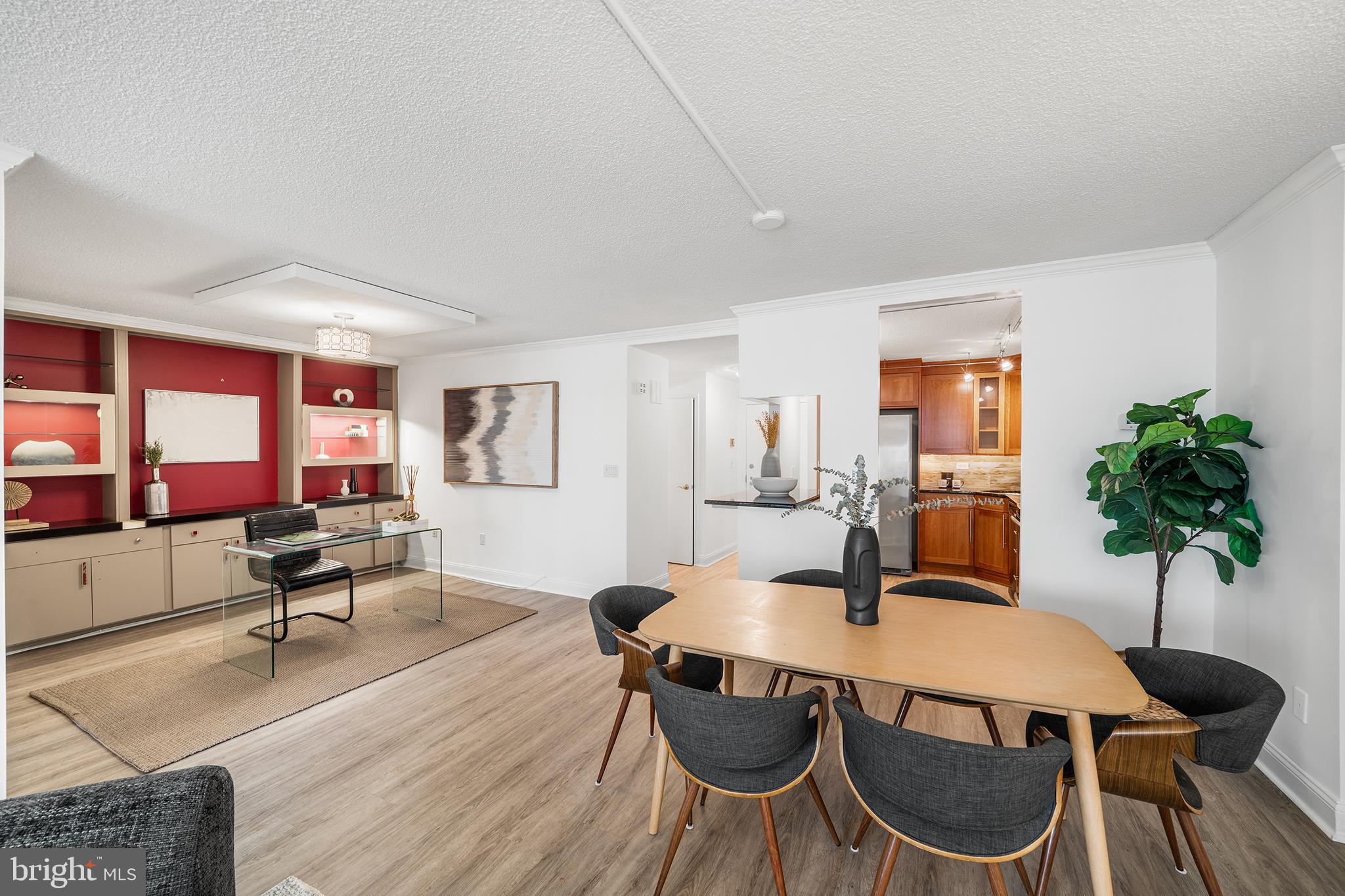 WASHINGTON SQ - Residential