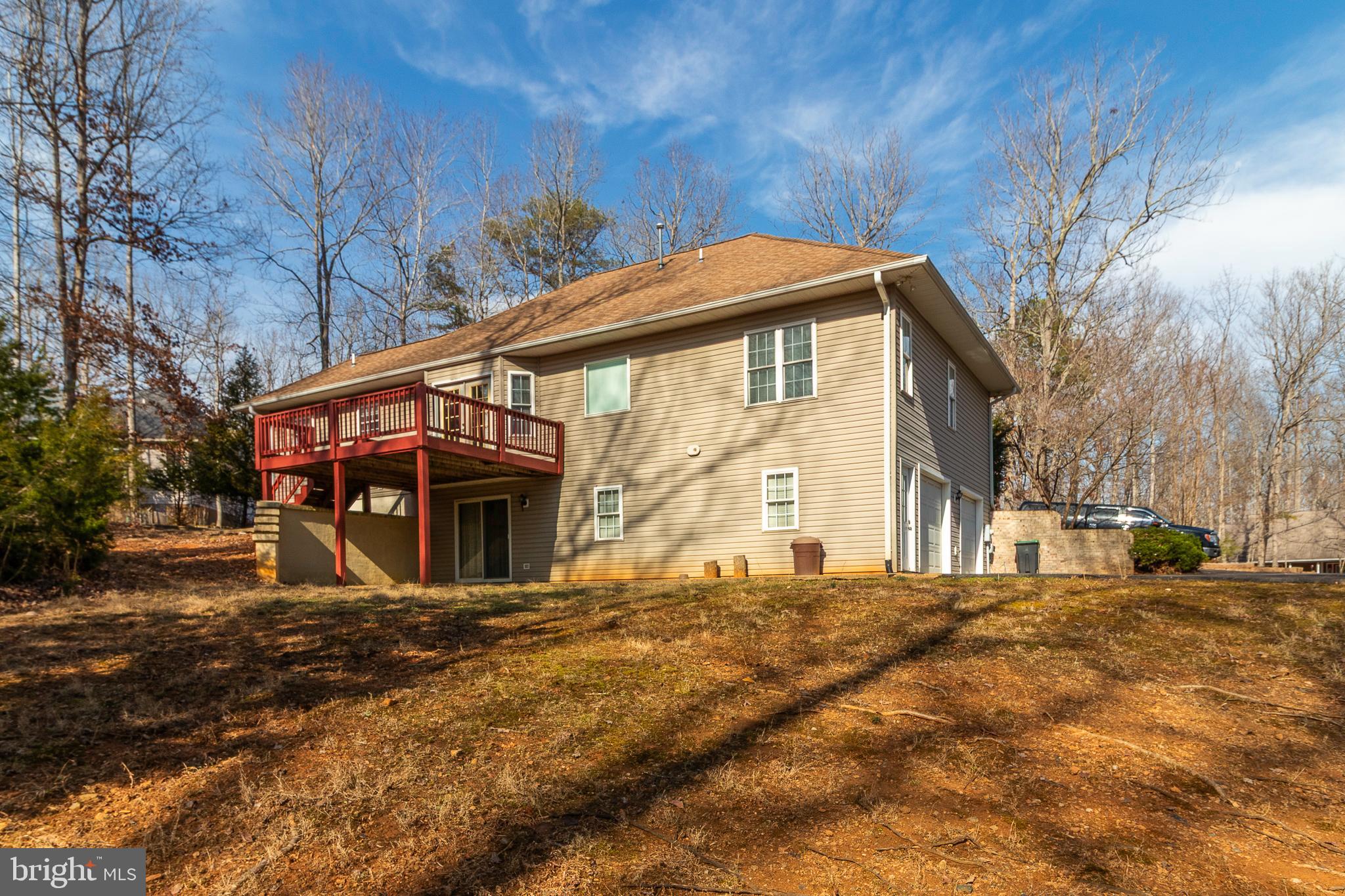 LAKE MONTICELLO - Residential