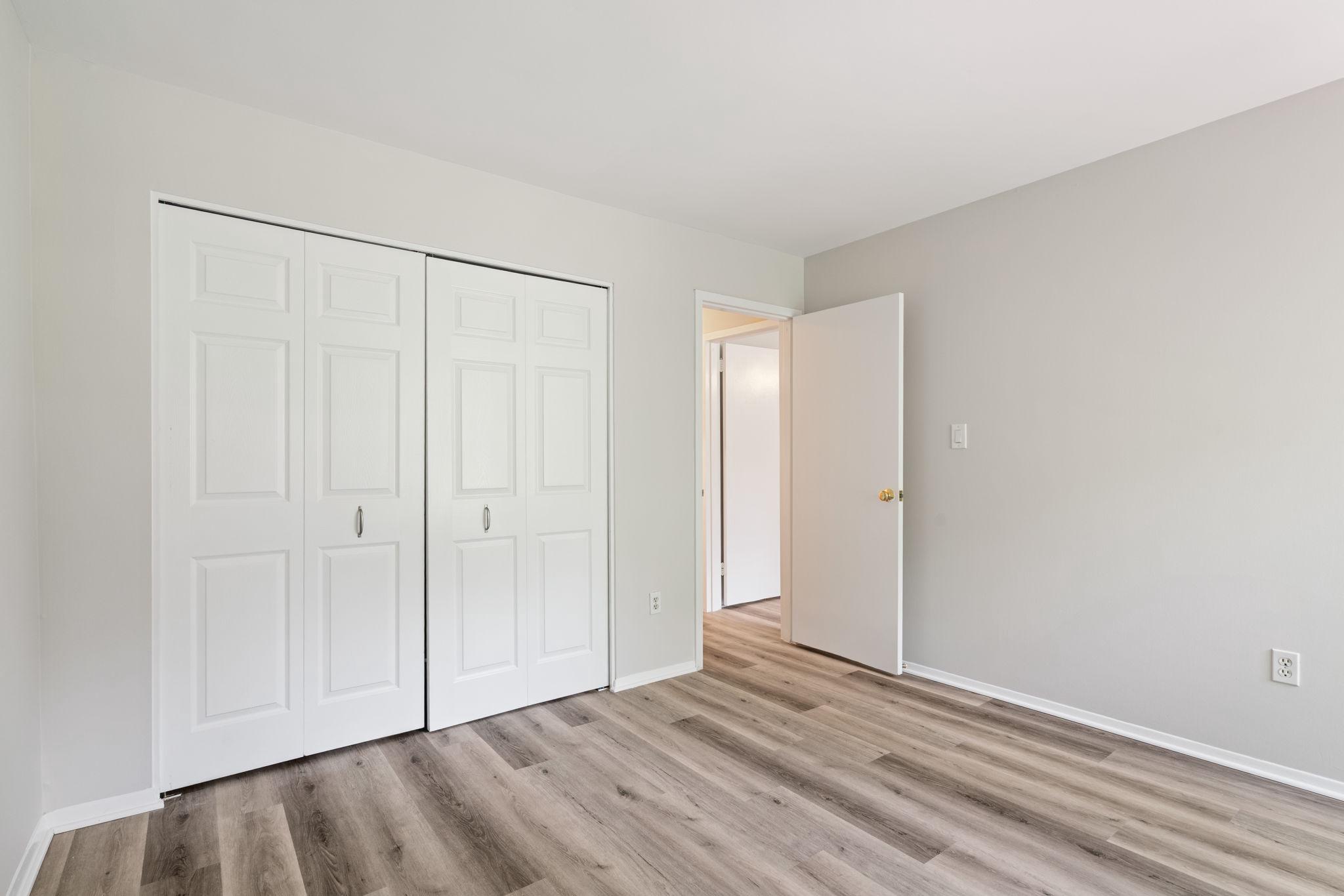 IVY OAK - Residential