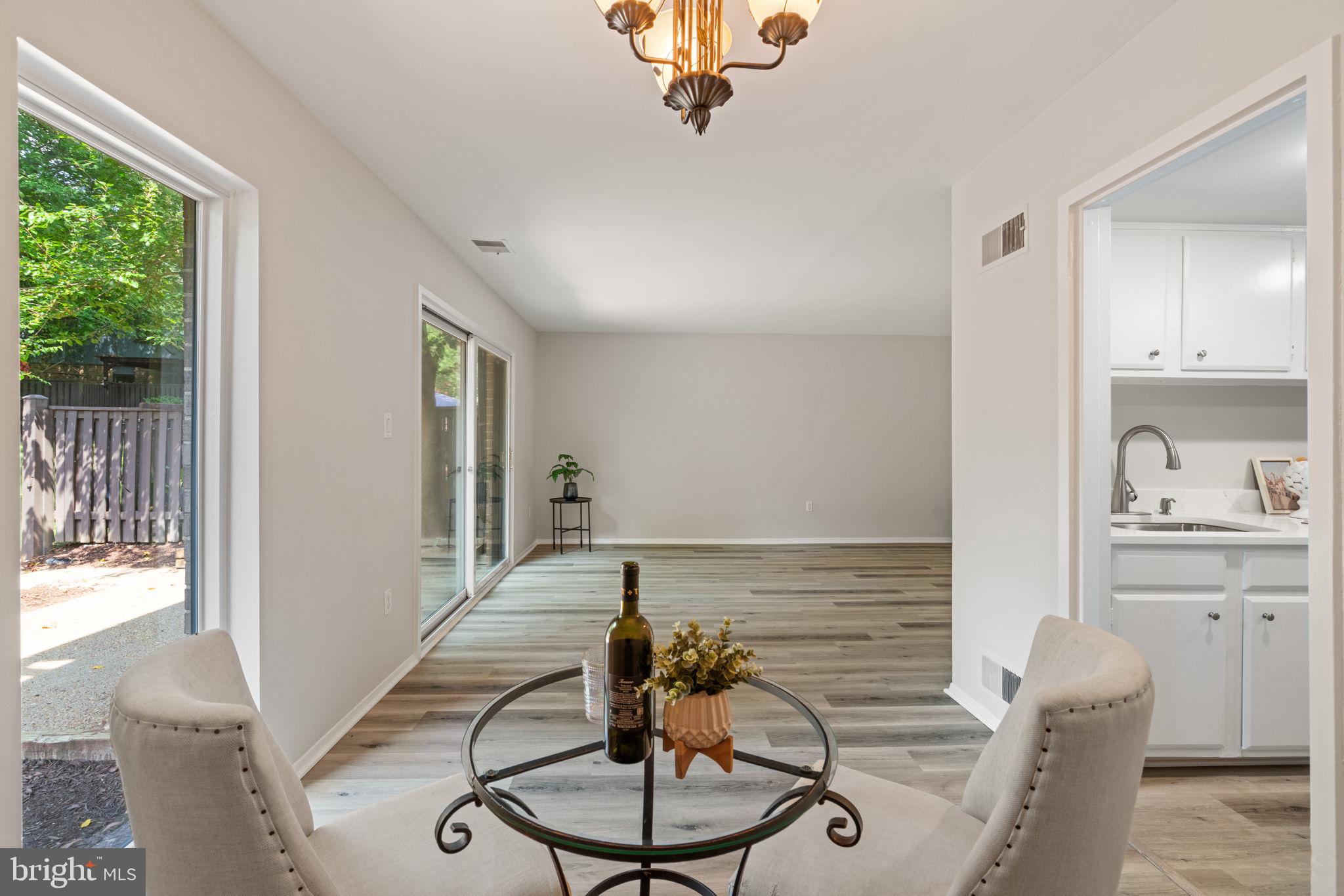 IVY OAK - Residential