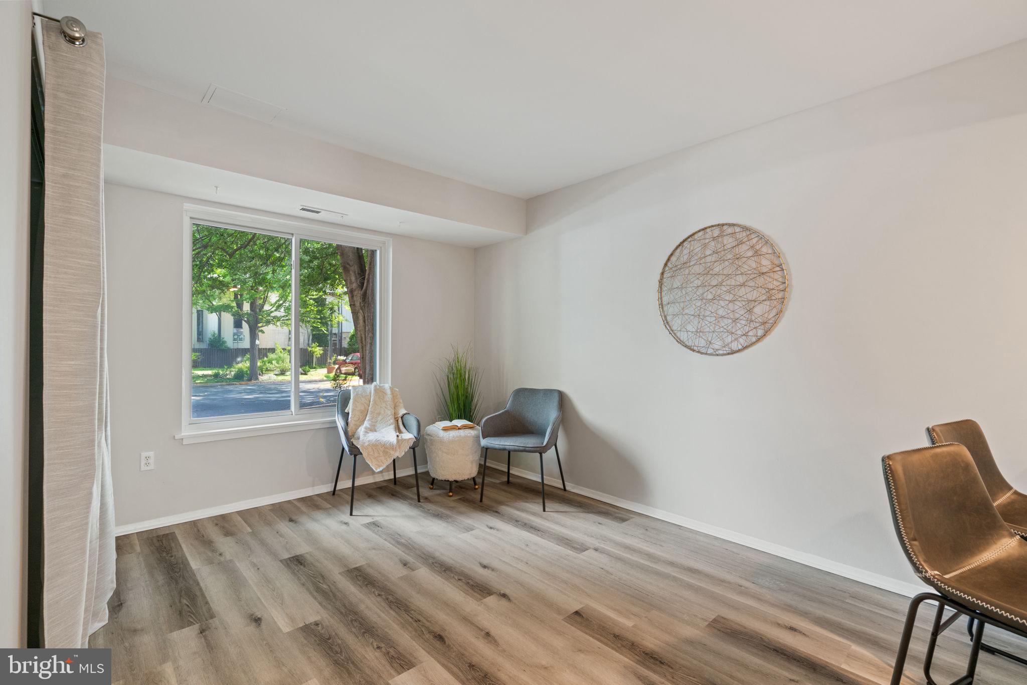 IVY OAK - Residential