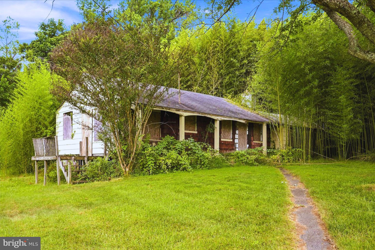 PT ROCKVILLE OUT RES. 3 - Land