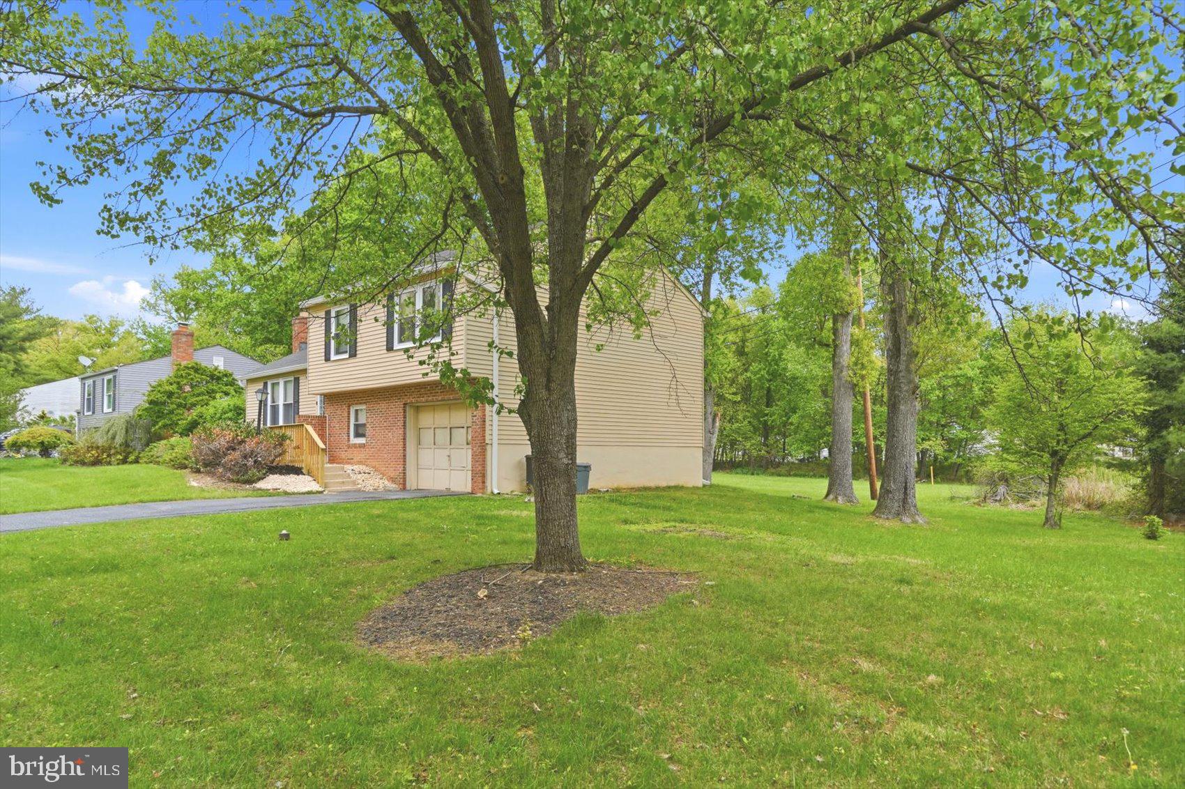 THE WOODLANDS - Residential