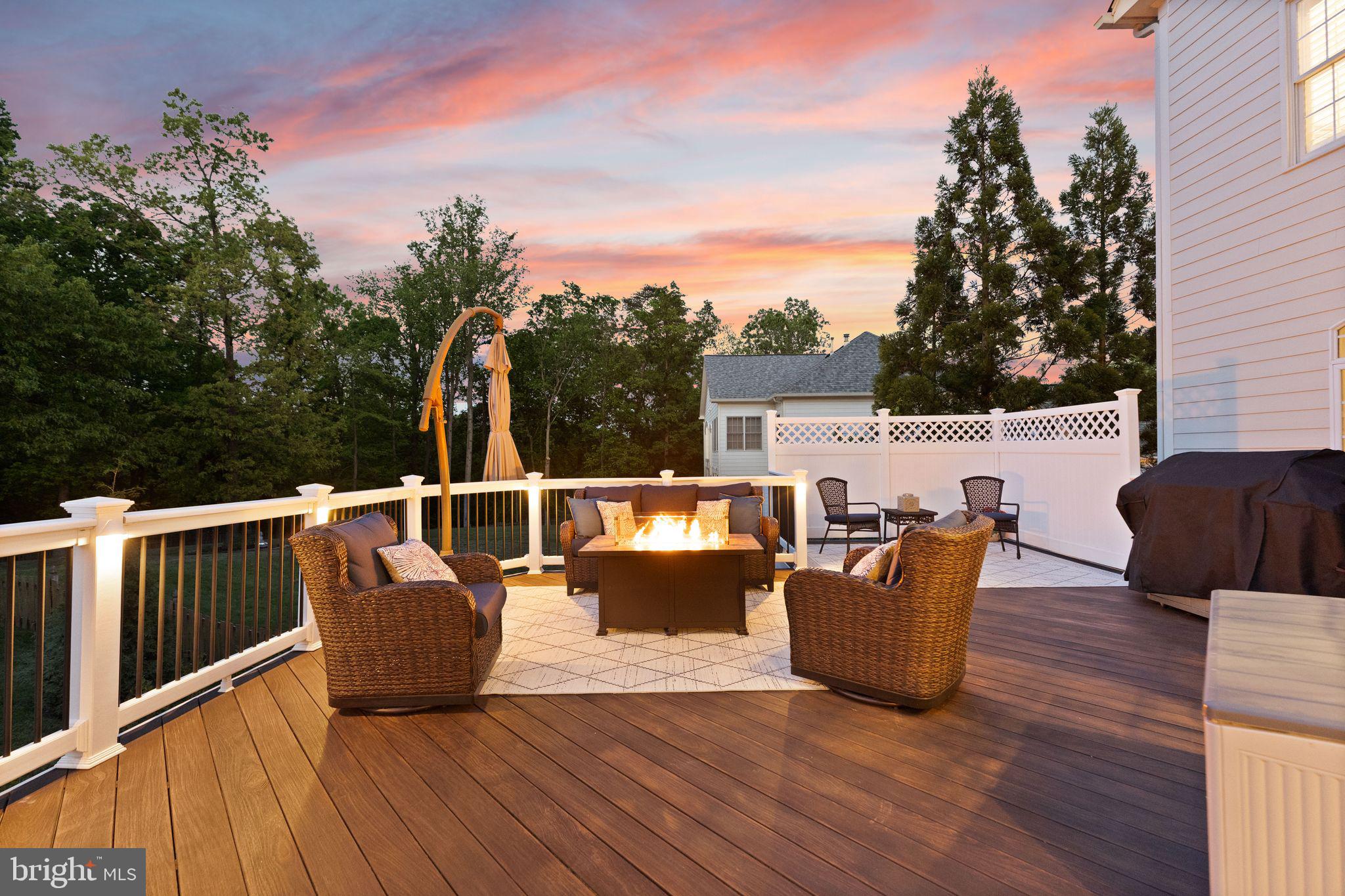 LANSDOWNE ON THE POTOMAC - Residential