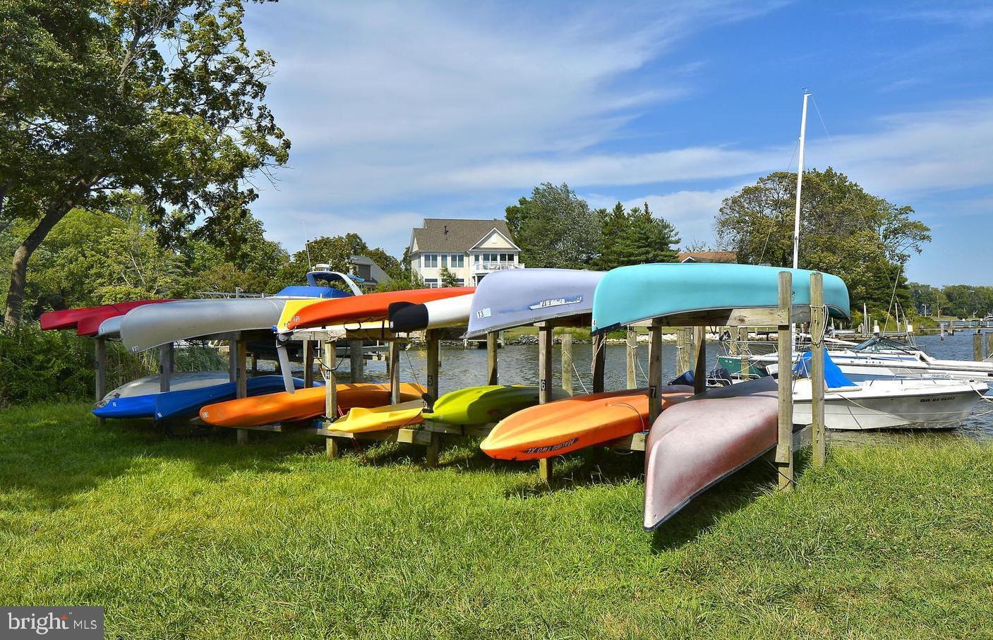 HILLSMERE SHORES - Residential