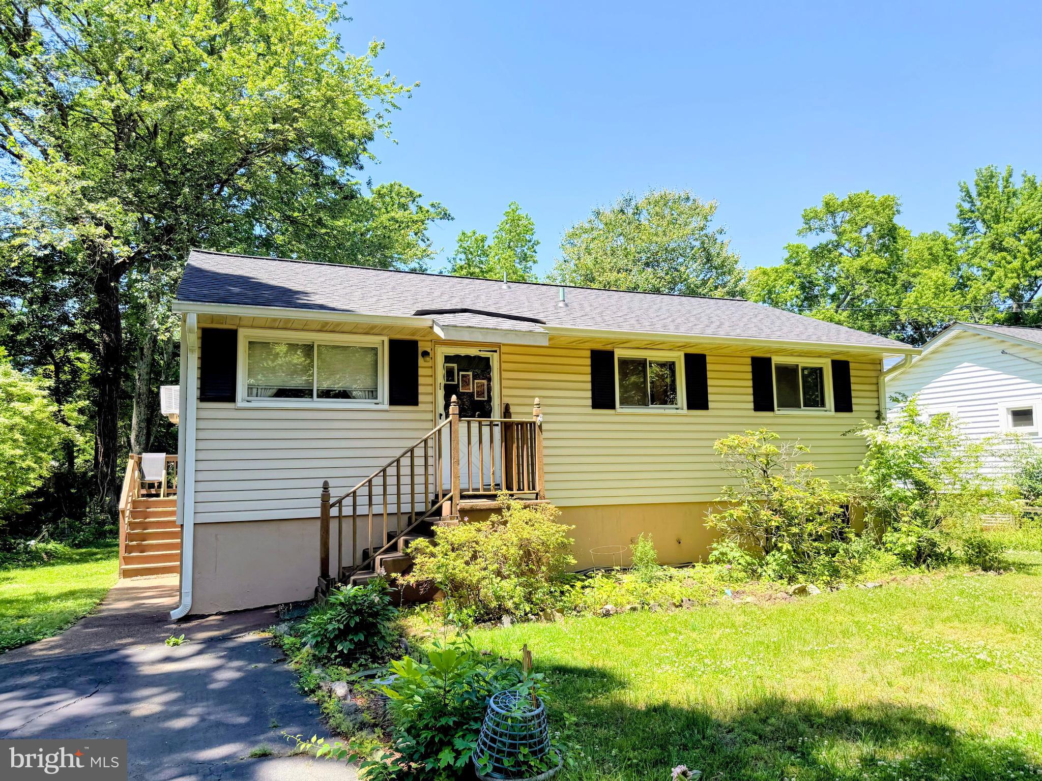 HILLSMERE SHORES - Residential