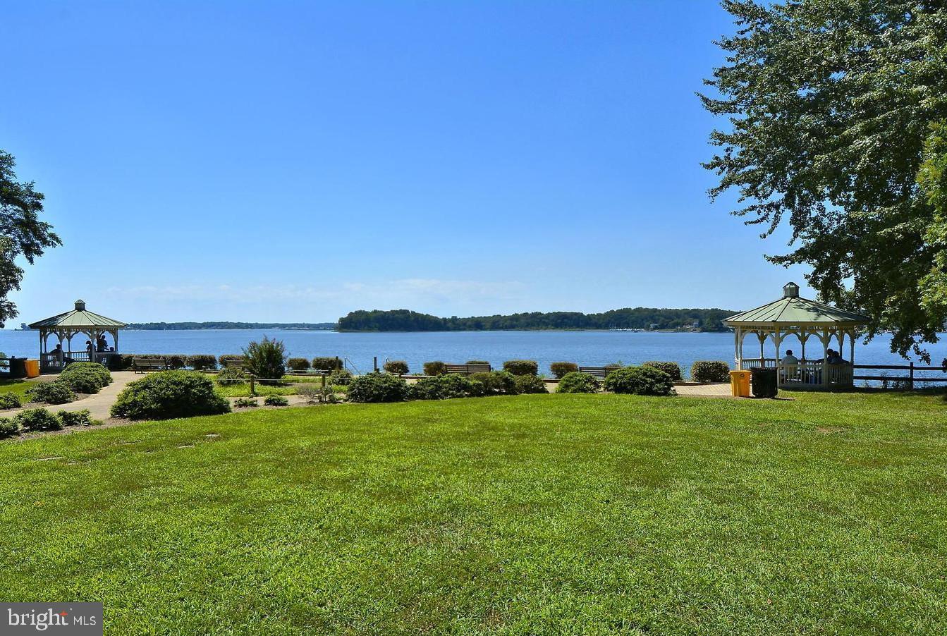 HILLSMERE SHORES - Residential