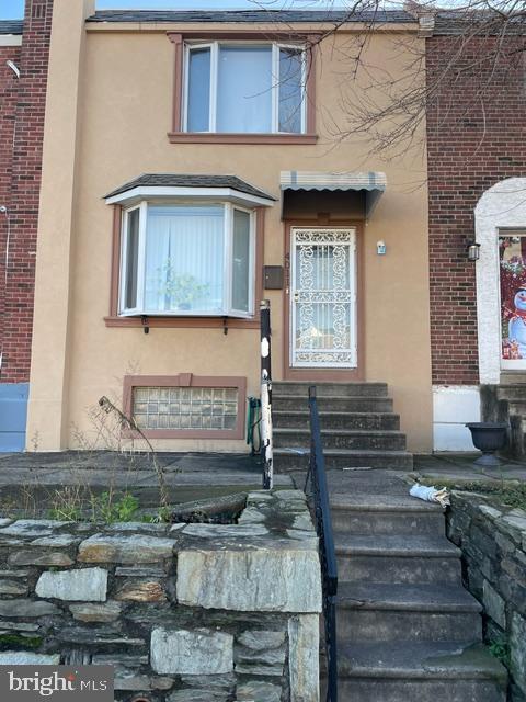 BIG PRICE DROP!
The pride of ownership is evident in every room! Very well maintained.  Bay window. Beautiful, shiny hardwoods in every room. Roof less than 3 years old. High grade security doors as well as a hardwired security (ADT) system.  Updated kitchen cabinets.
Updated bathrooms. All appliances included. Recessed lighting. Tile flooring in a very comfortable basement/2nd living room with a 1/2 bath. Basement entry. Oversized Deck. A lot of closet space. European Heating and Cooling system (3 years old) in each room.