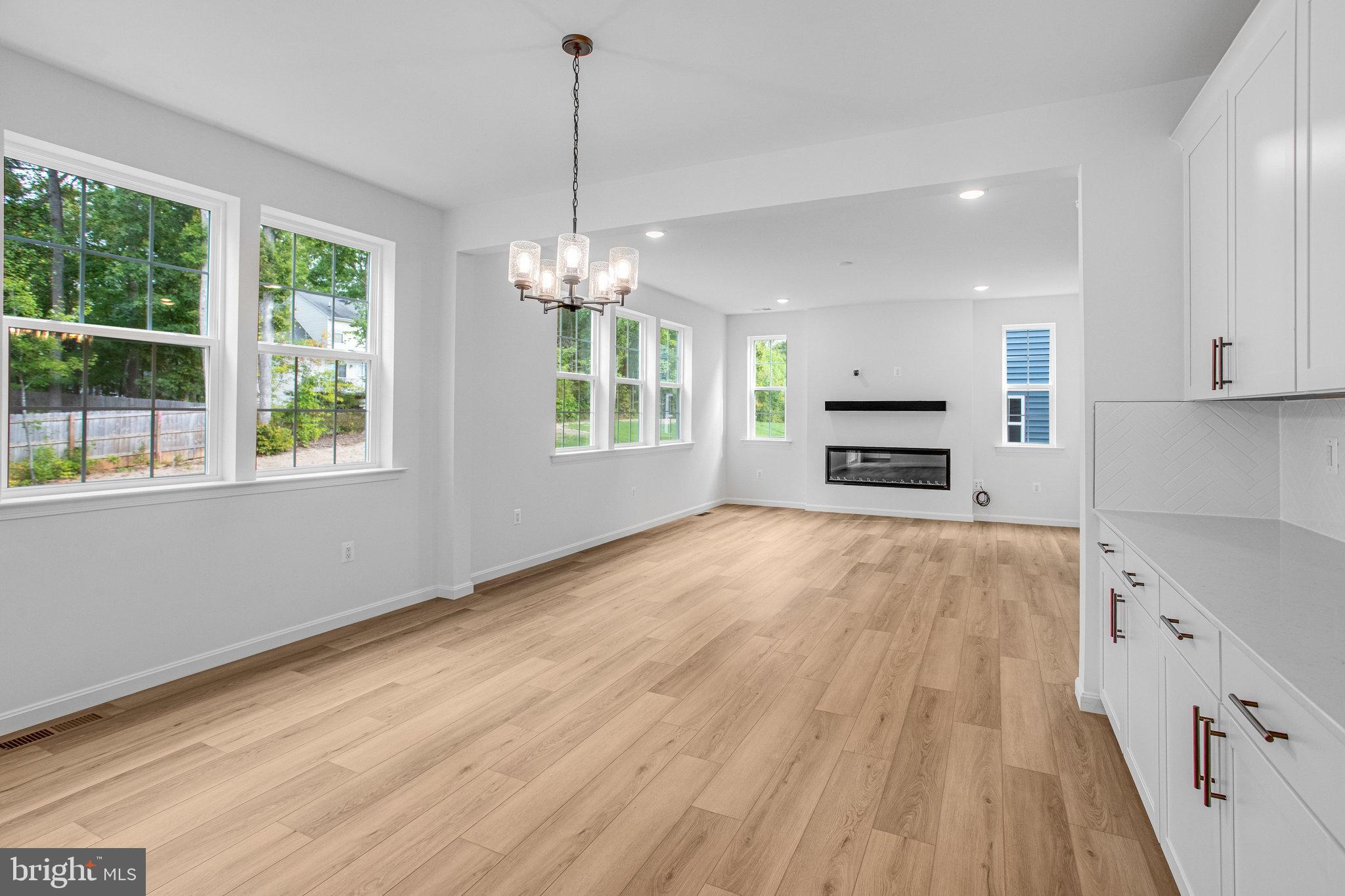 WILDERNESS SHORES - Residential