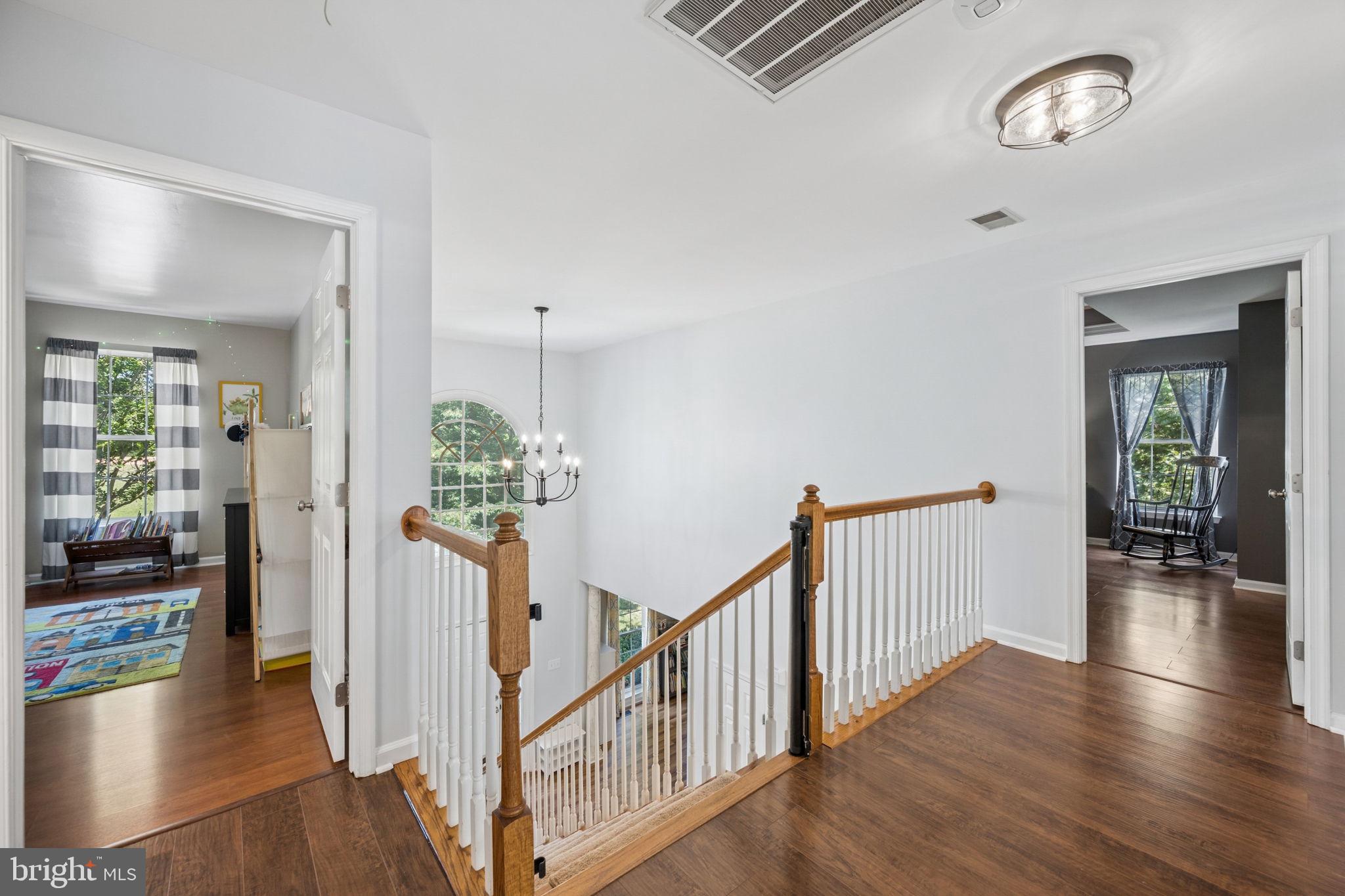 HUNTERS RUN - Residential