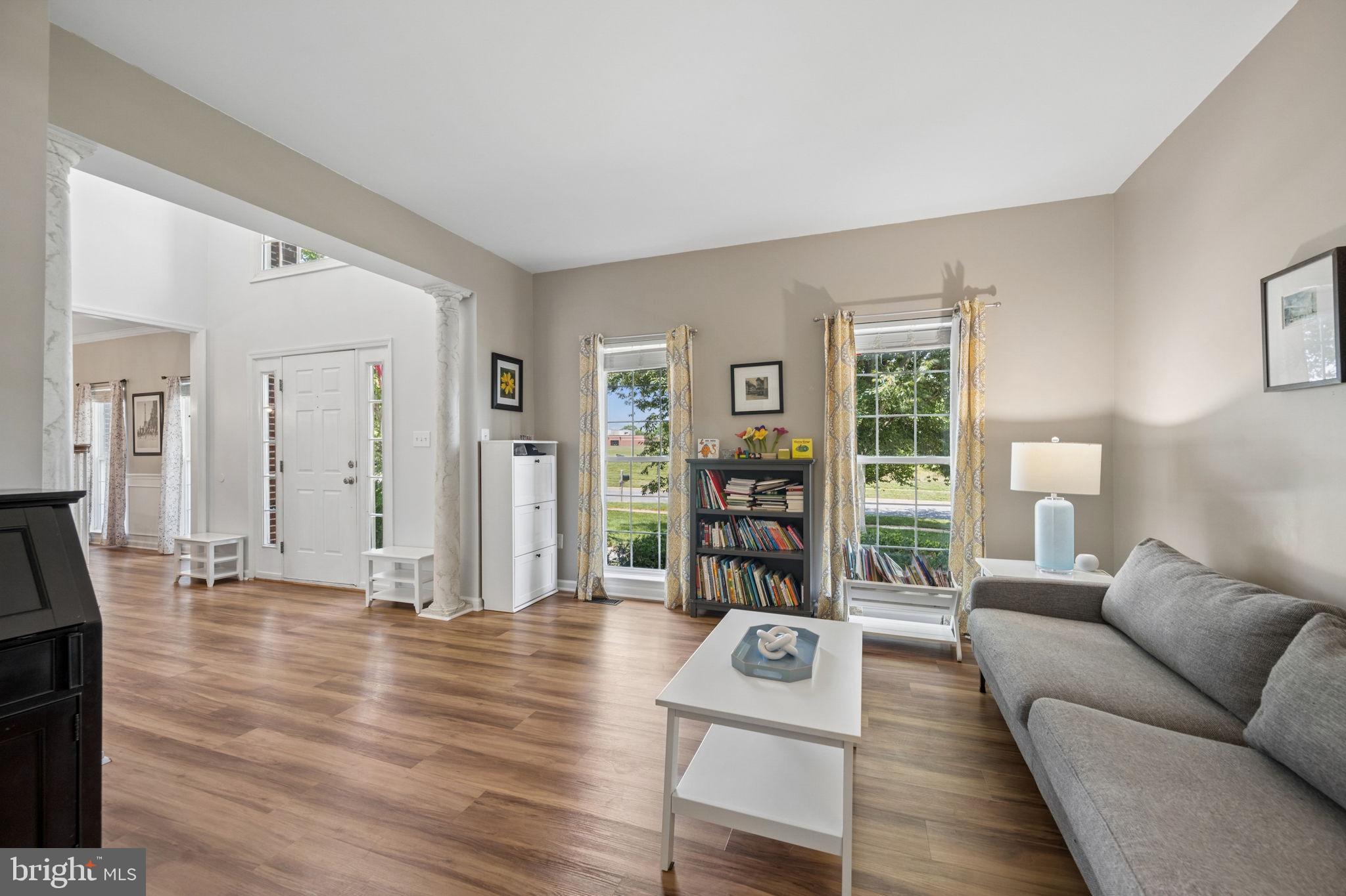 HUNTERS RUN - Residential