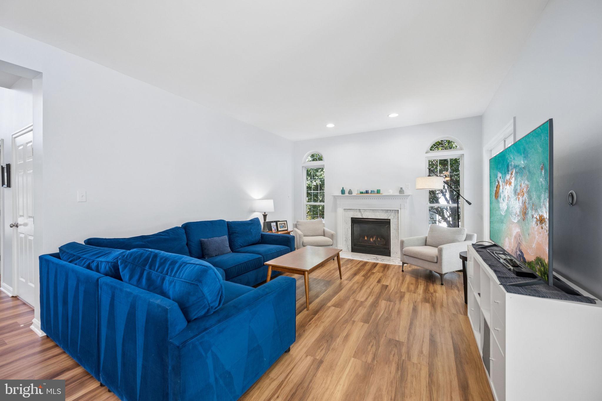 HUNTERS RUN - Residential