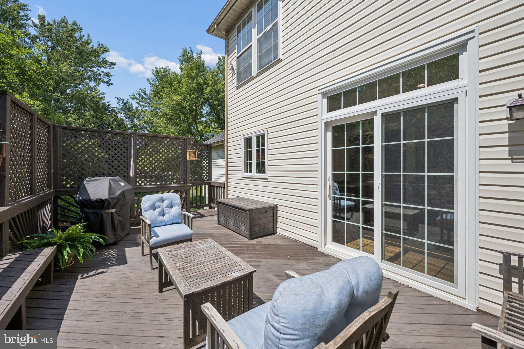 HUNTERS RUN - Residential