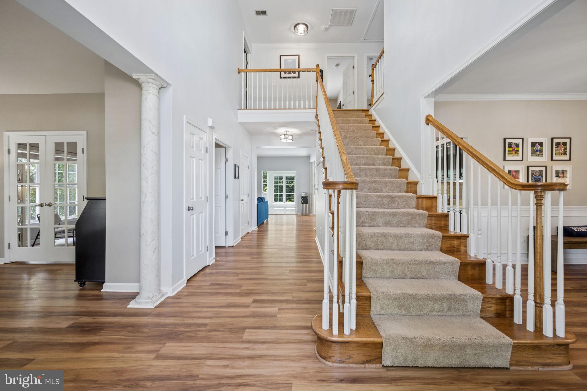 HUNTERS RUN - Residential
