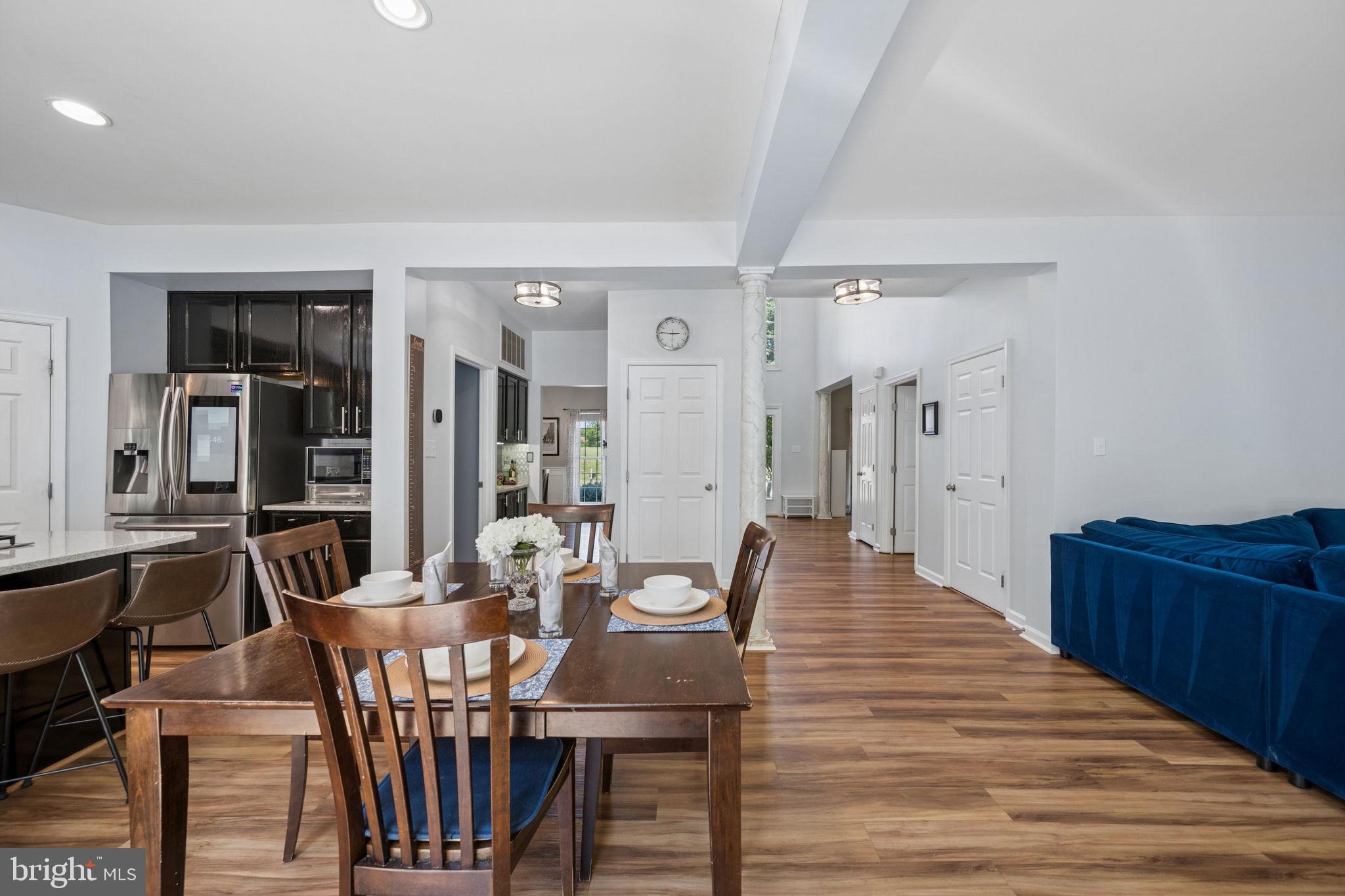 HUNTERS RUN - Residential