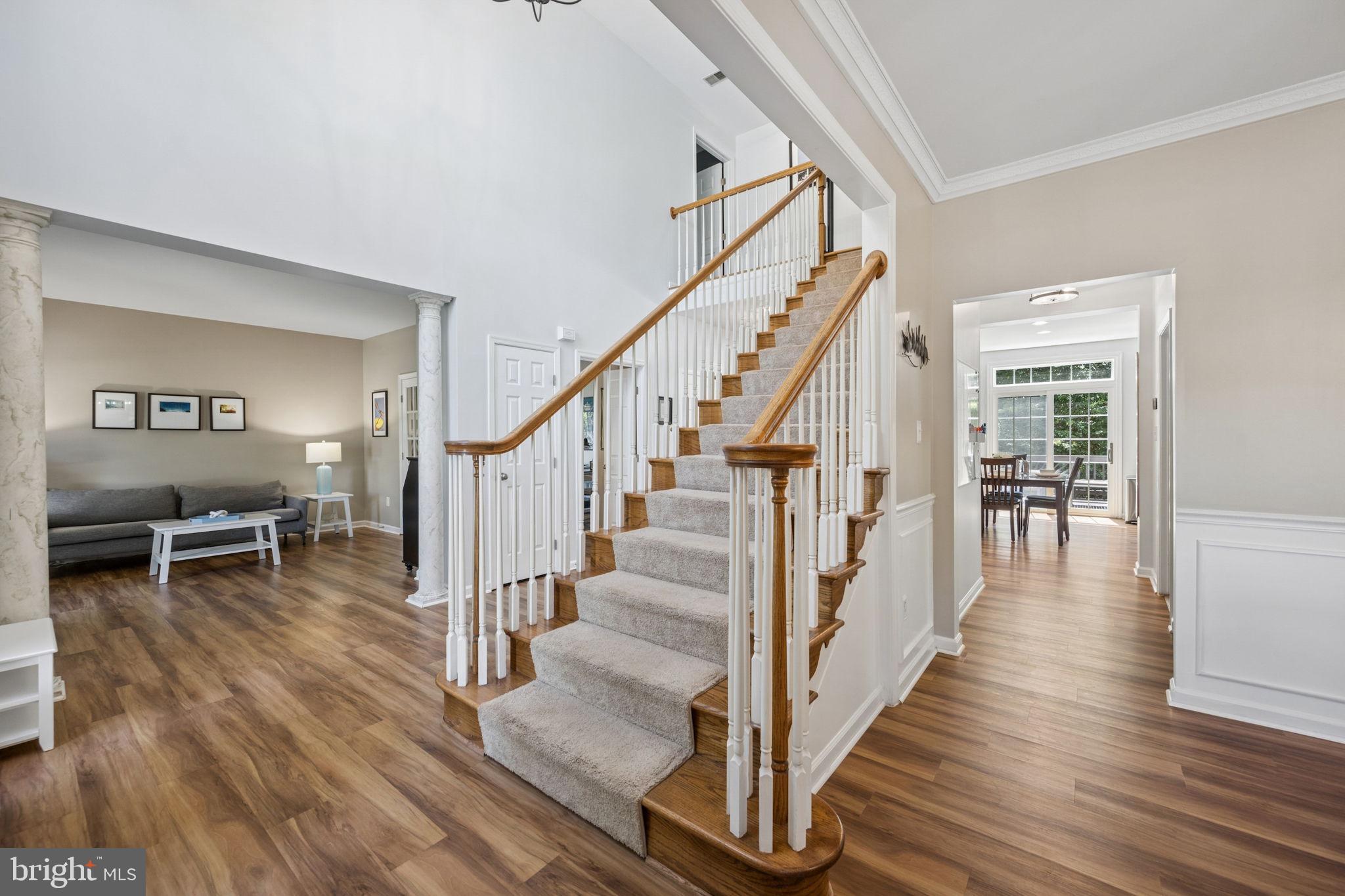 HUNTERS RUN - Residential