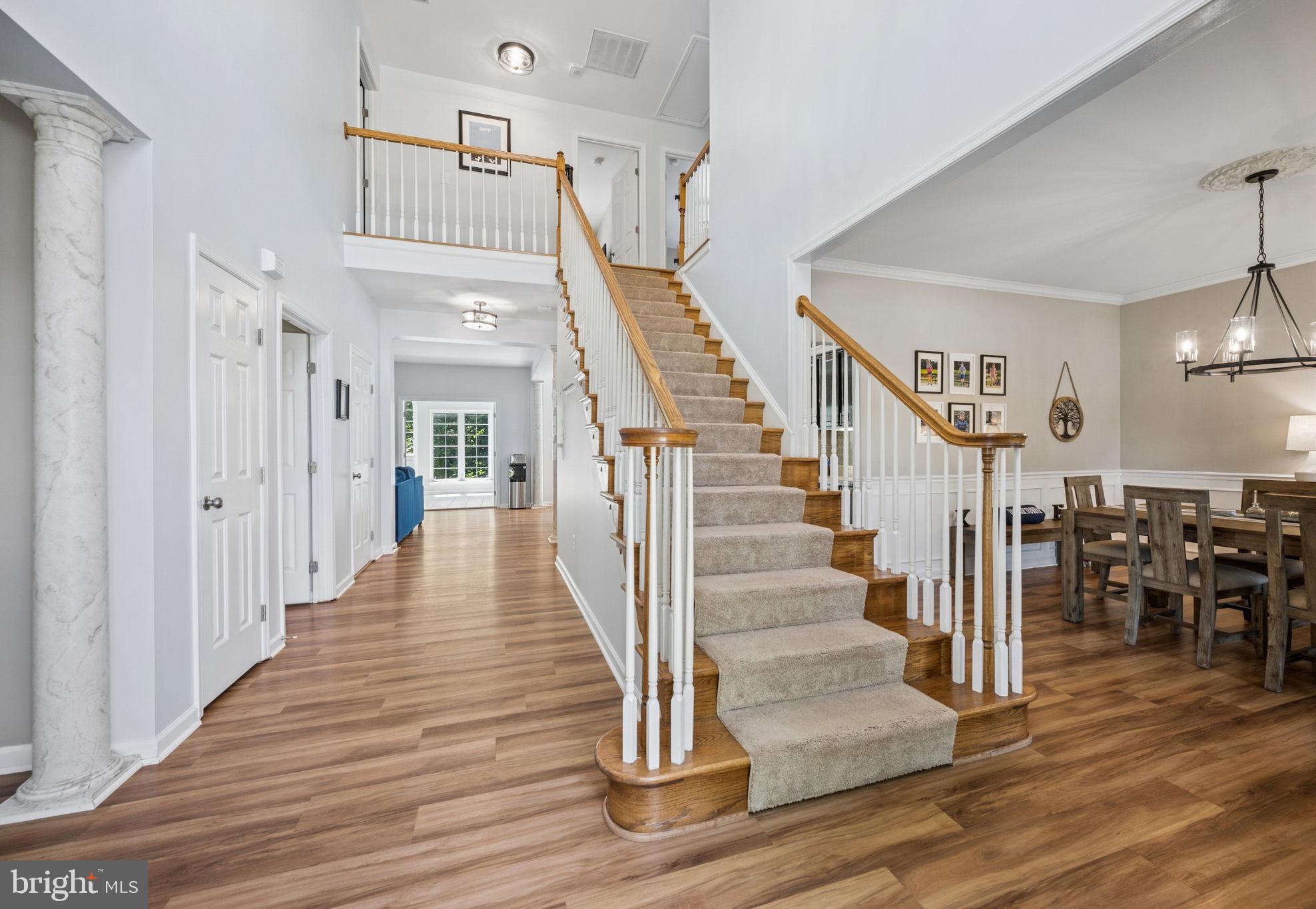 HUNTERS RUN - Residential