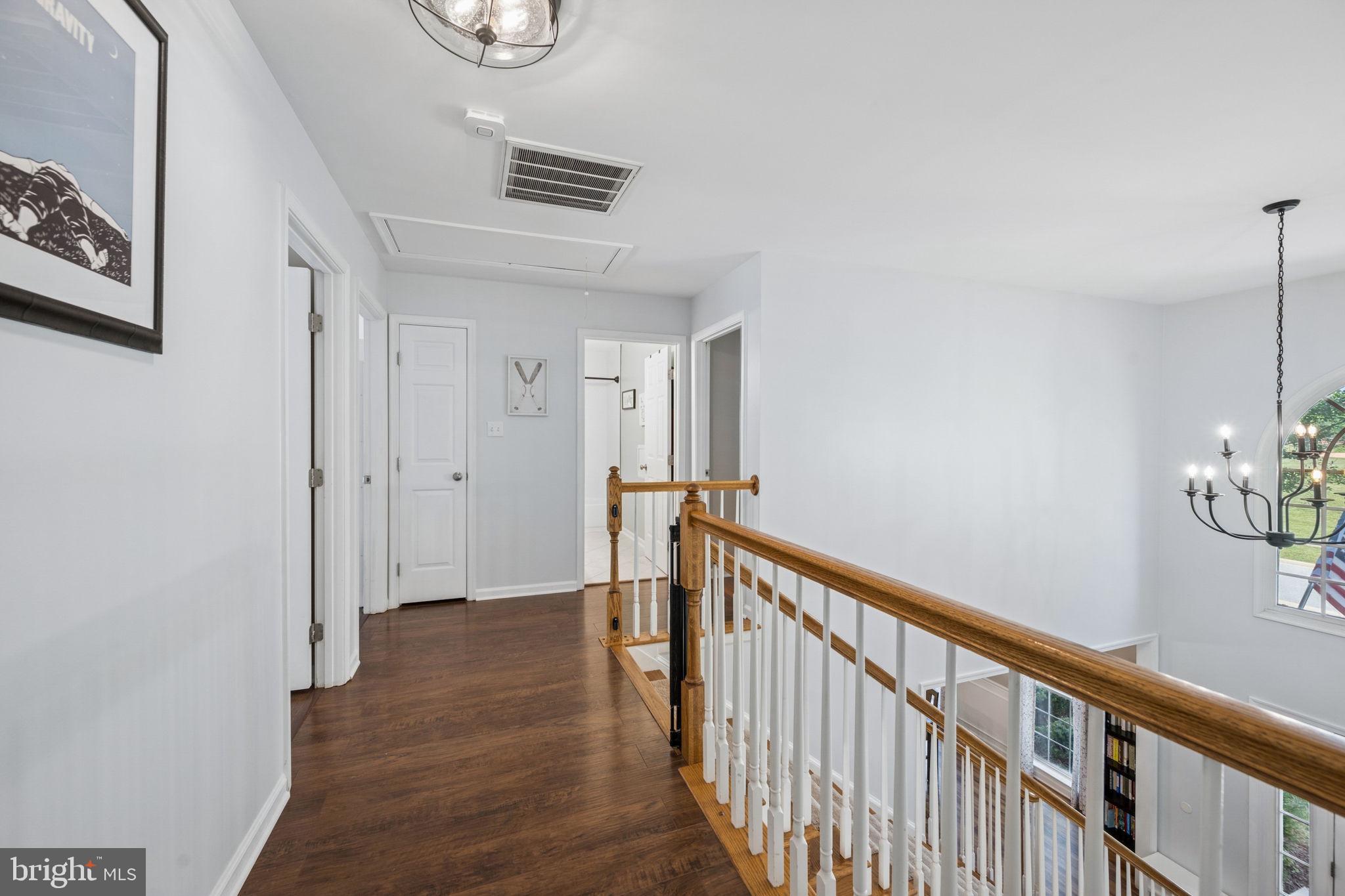 HUNTERS RUN - Residential