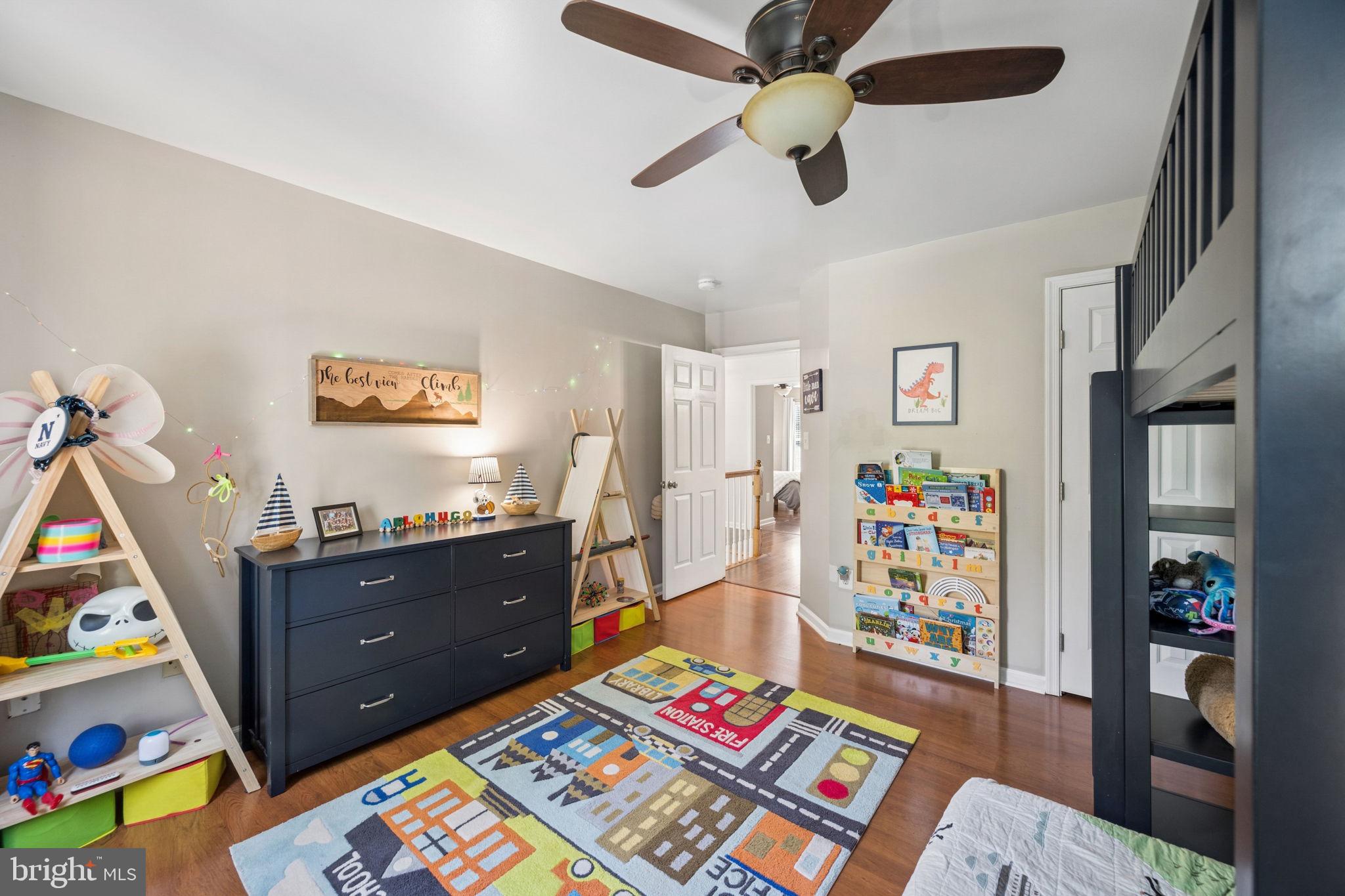 HUNTERS RUN - Residential