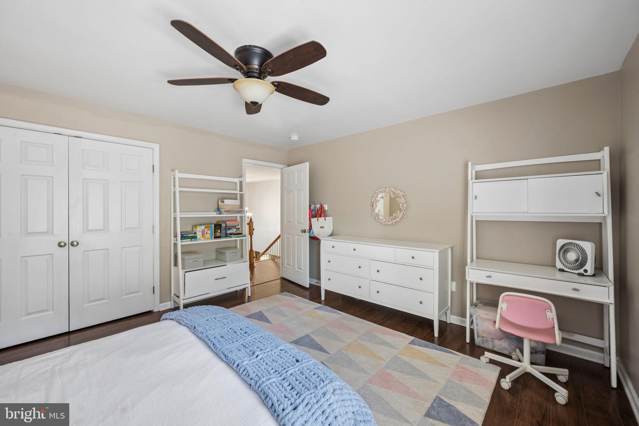 HUNTERS RUN - Residential