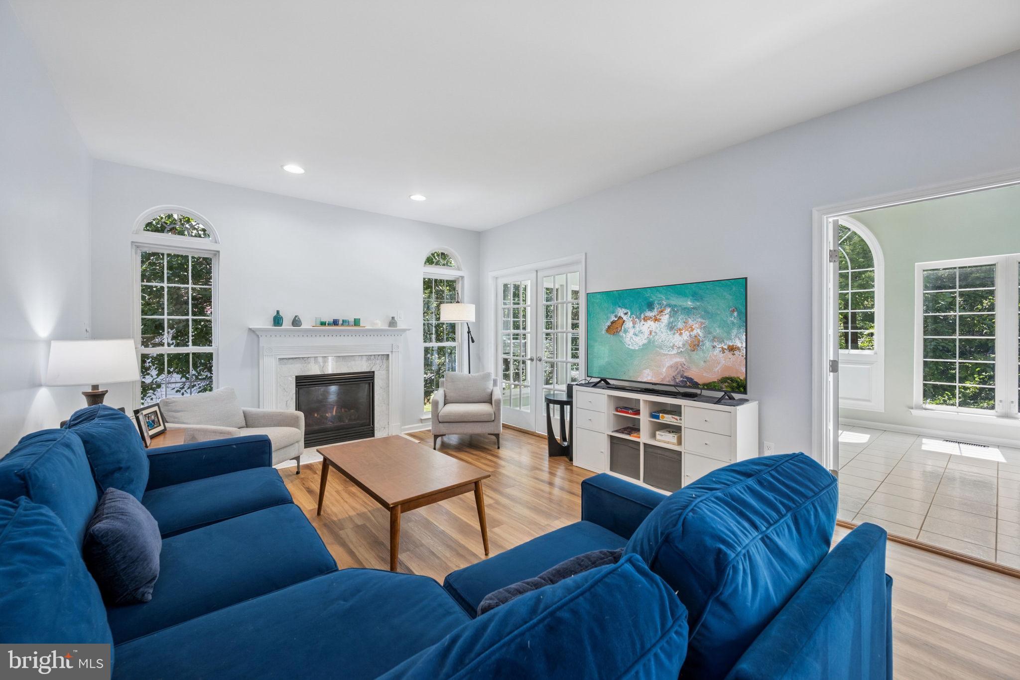 HUNTERS RUN - Residential