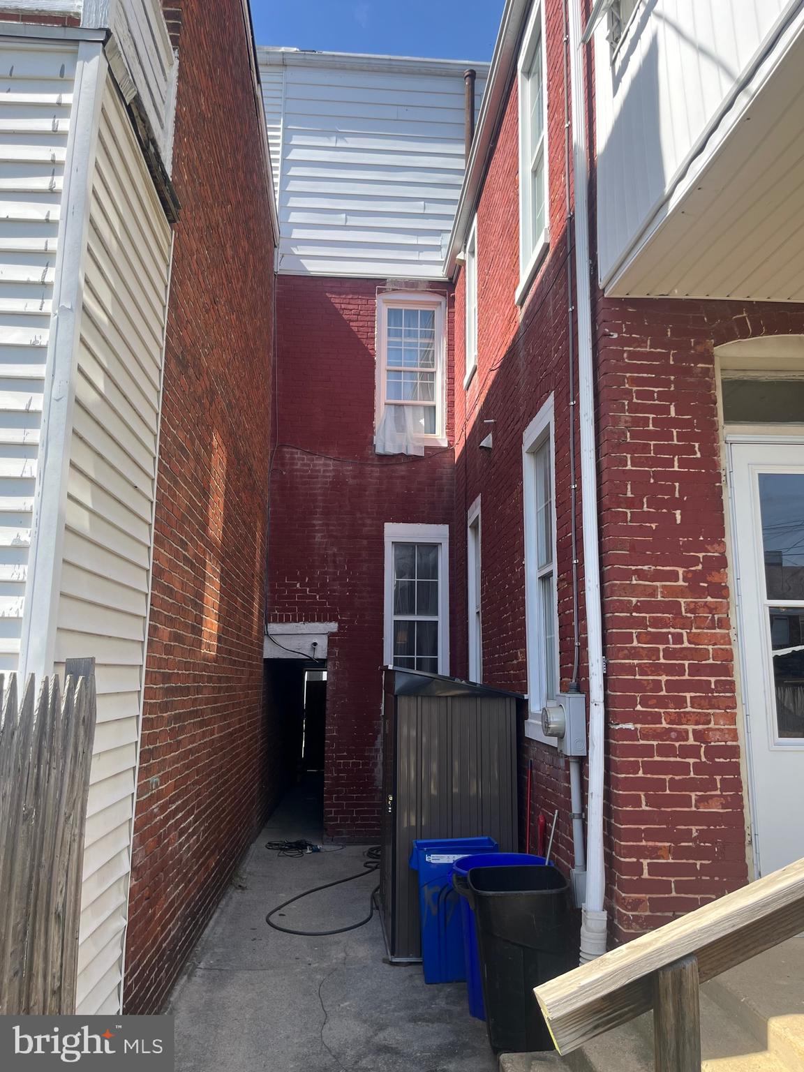 WEST YORK - Residential