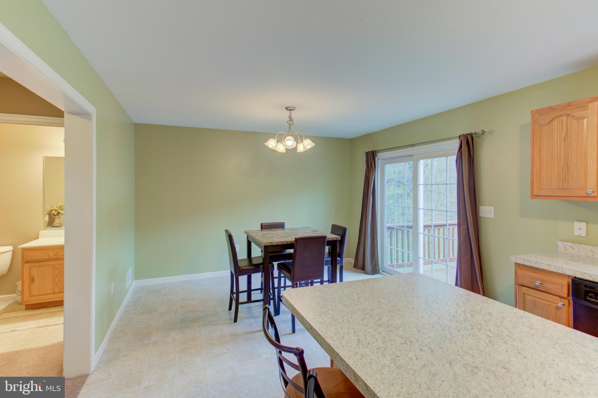 WESTWOOD HILLS - Residential