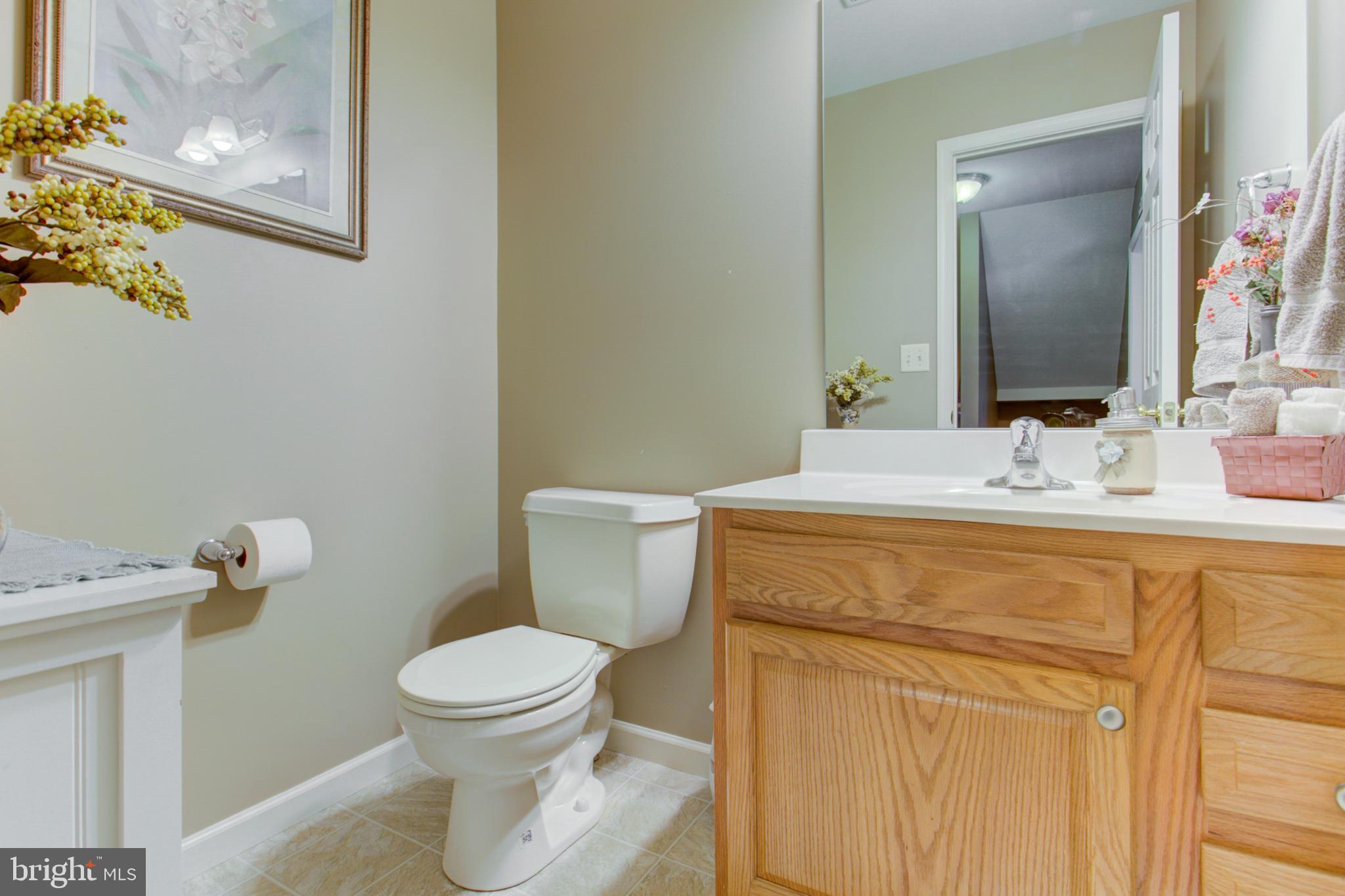 WESTWOOD HILLS - Residential