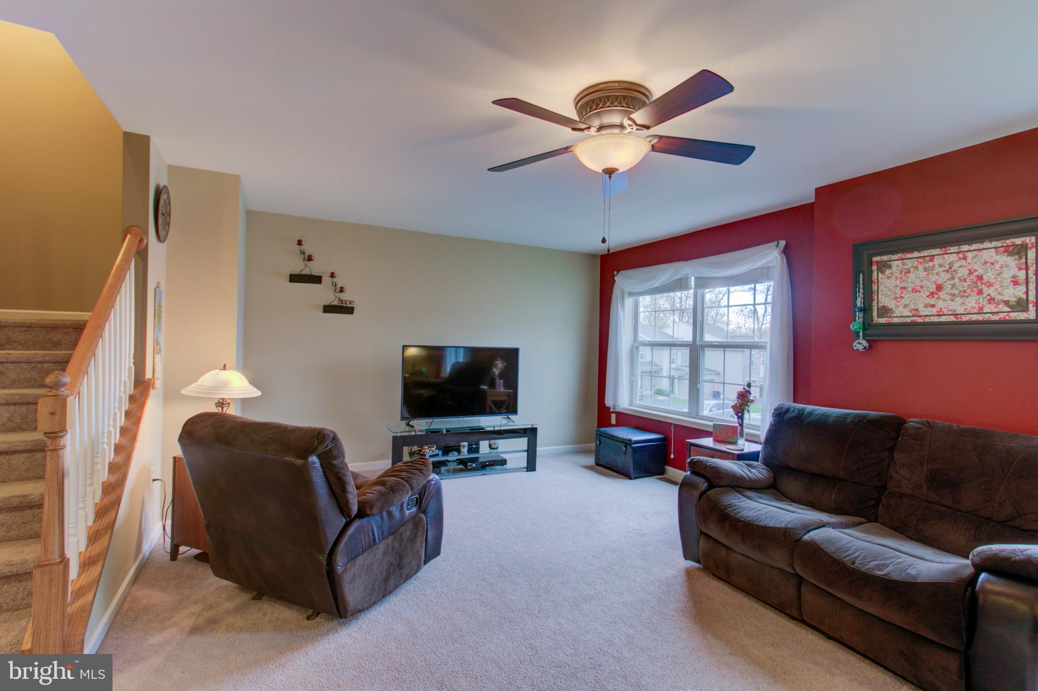WESTWOOD HILLS - Residential