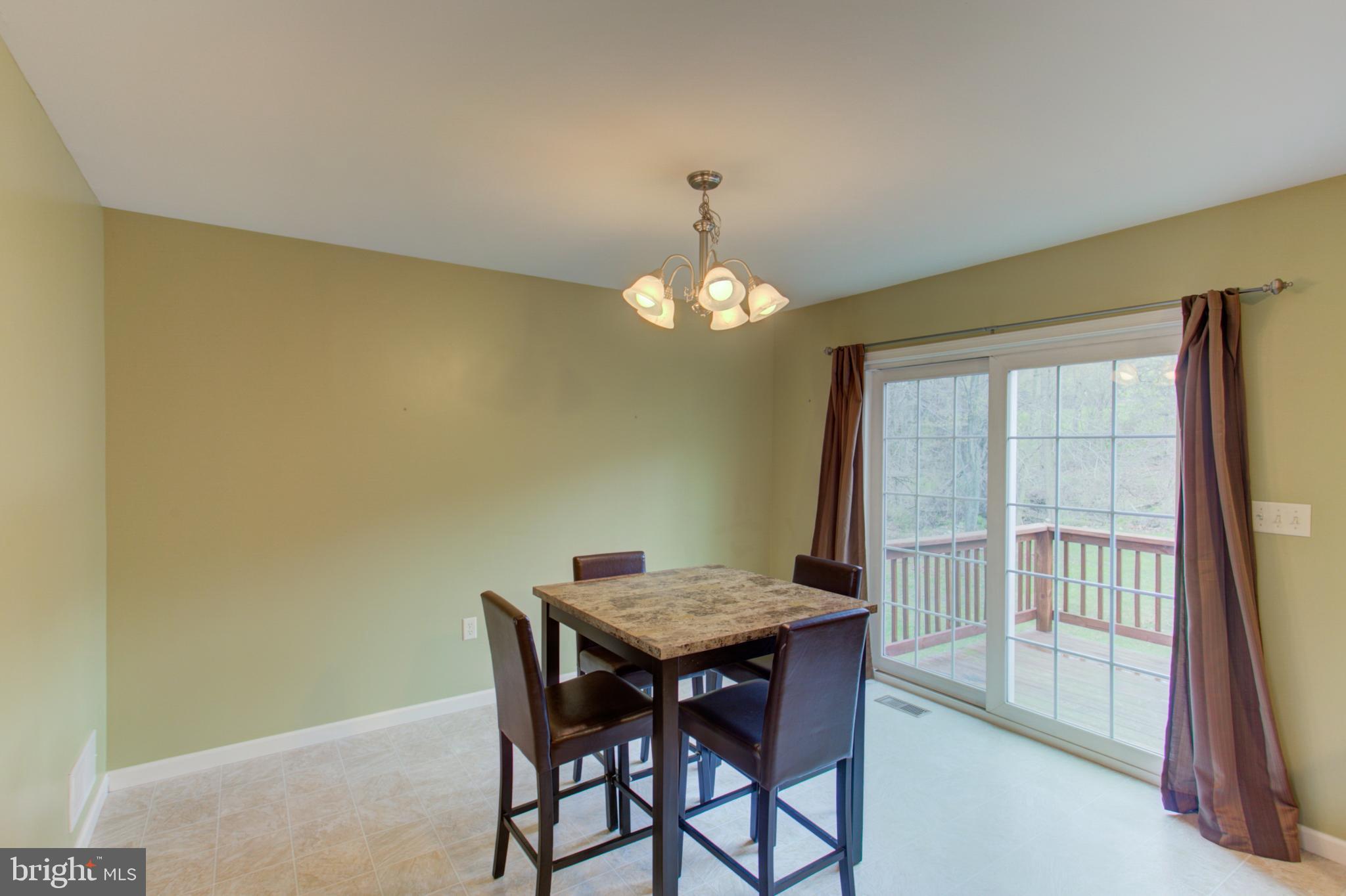 WESTWOOD HILLS - Residential