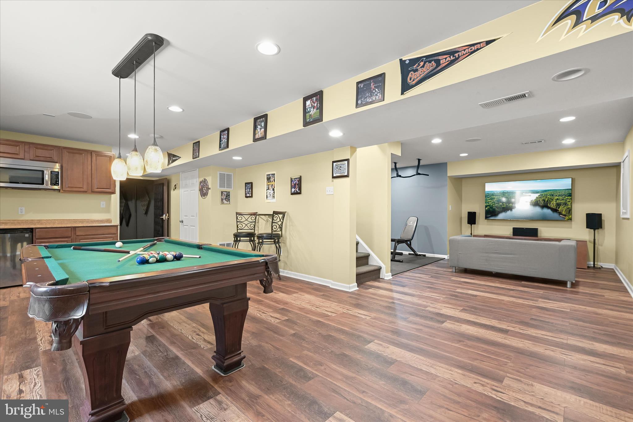 HUNTERS RIDGE - Residential