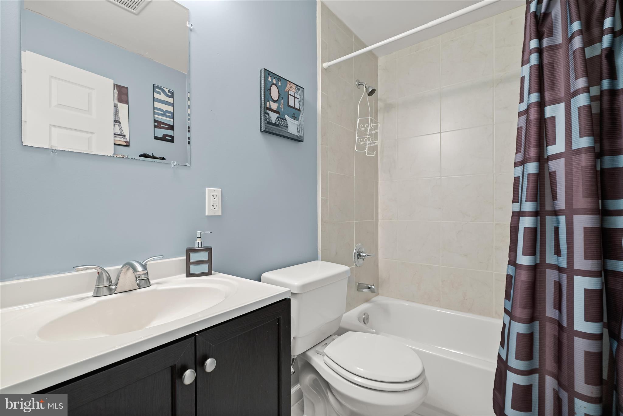 HUNTERS RIDGE - Residential