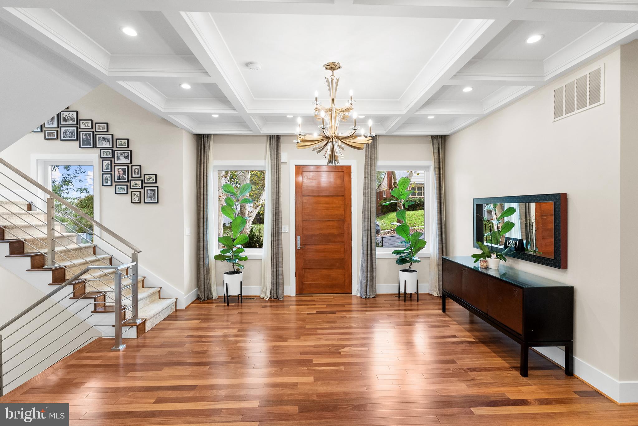 FOREST HILLS - Residential