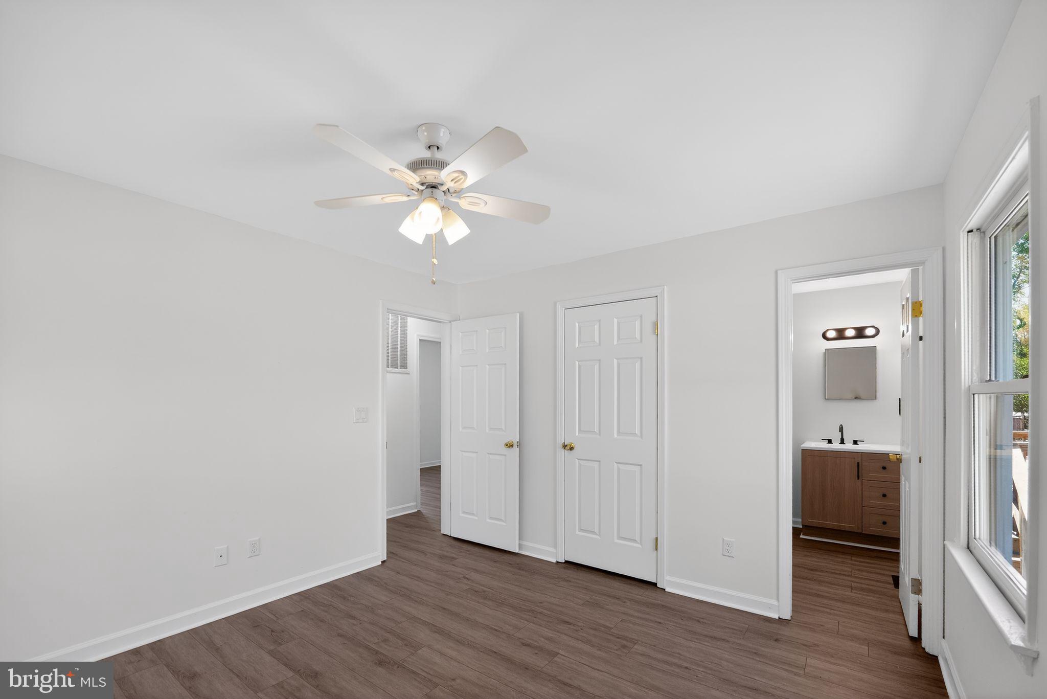 OLIVER BEACH - Residential