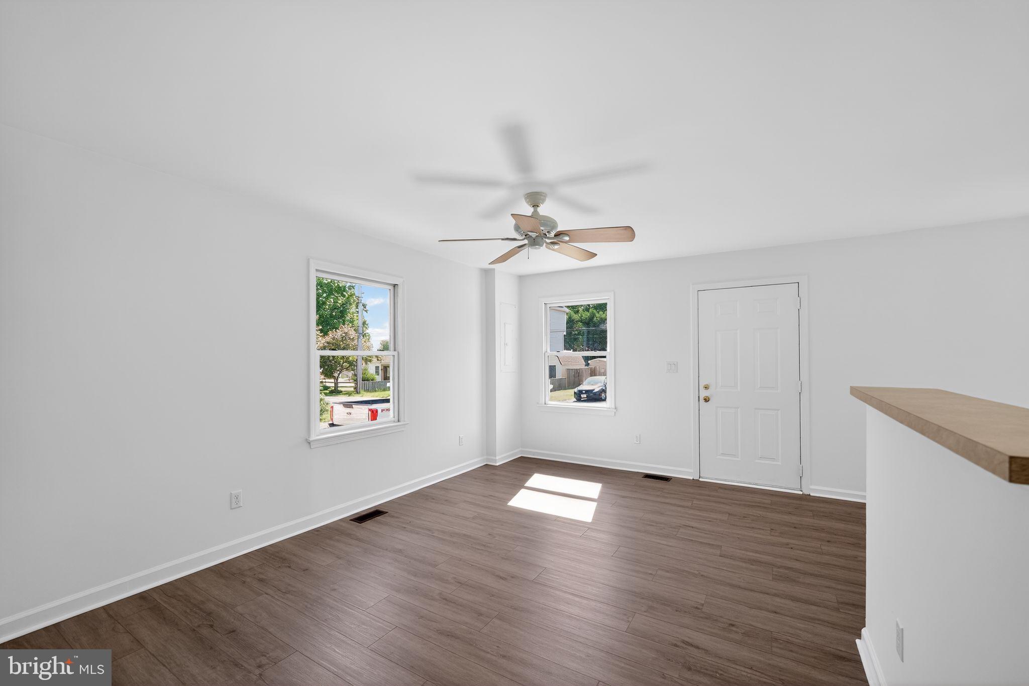 OLIVER BEACH - Residential