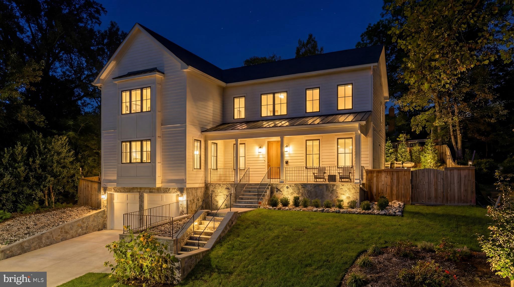 COUNTRY CLUB HILLS - Residential