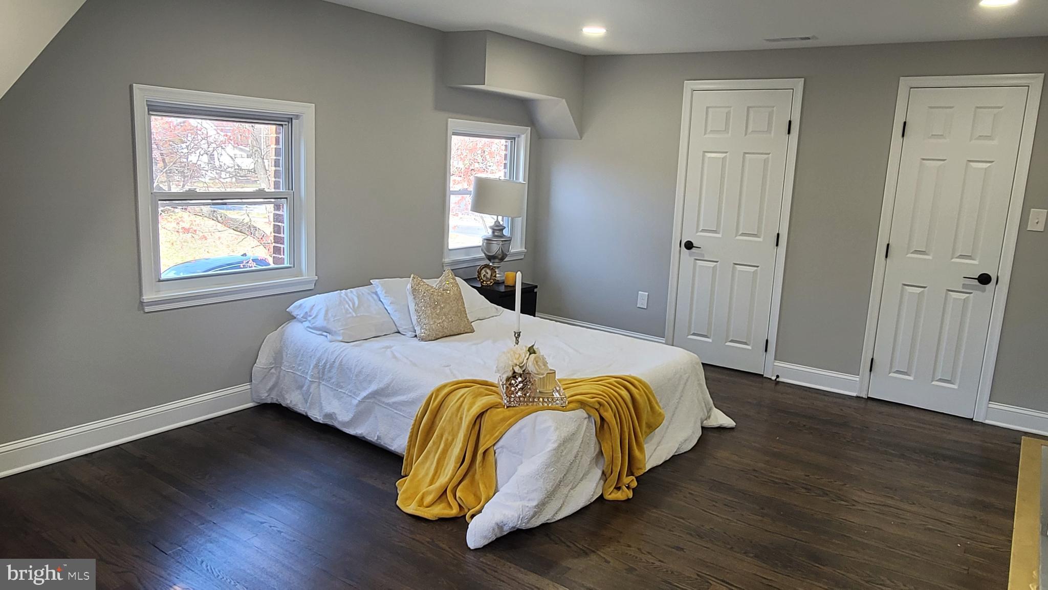 TEMPLE HILLS - Residential