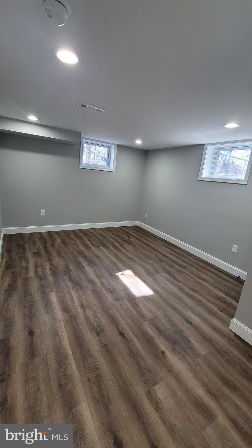 TEMPLE HILLS - Residential