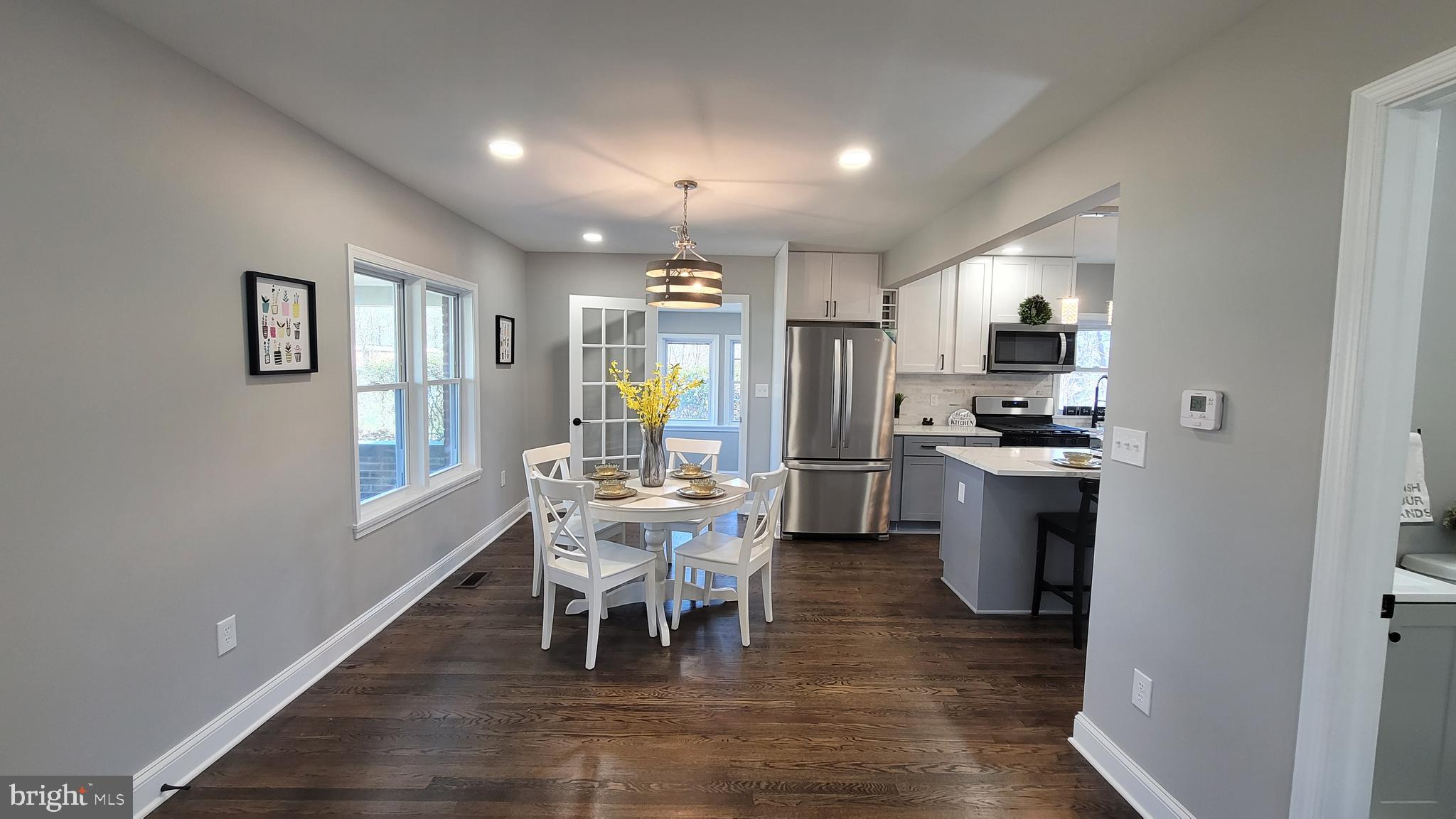 TEMPLE HILLS - Residential