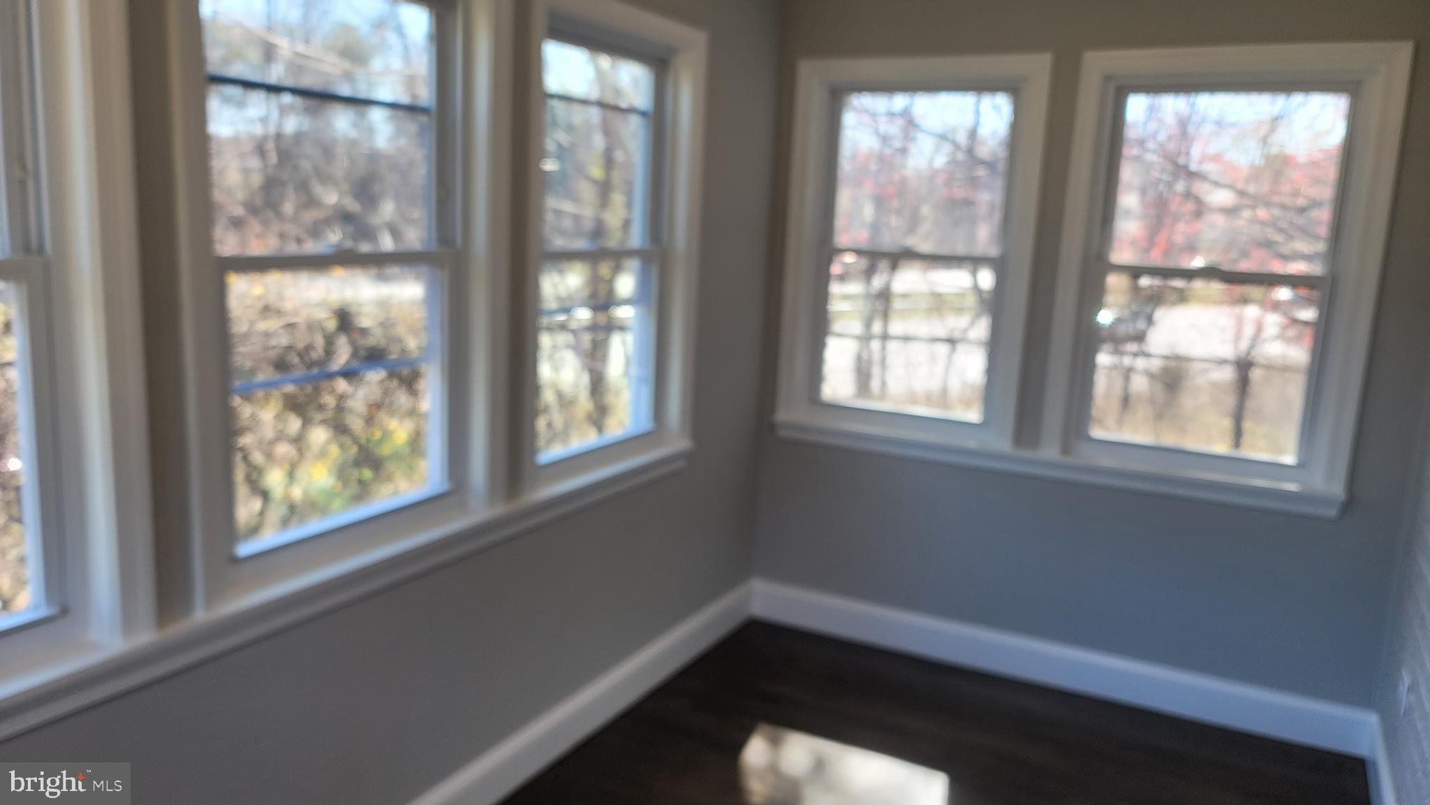TEMPLE HILLS - Residential