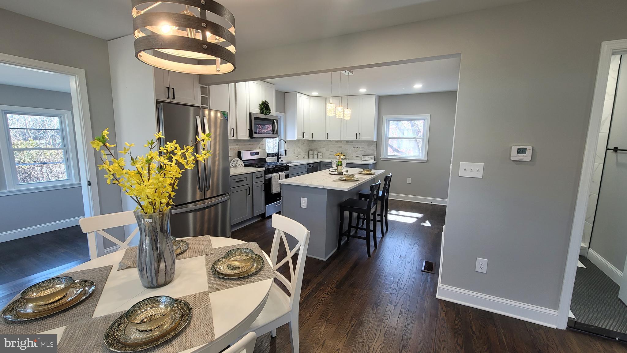 TEMPLE HILLS - Residential