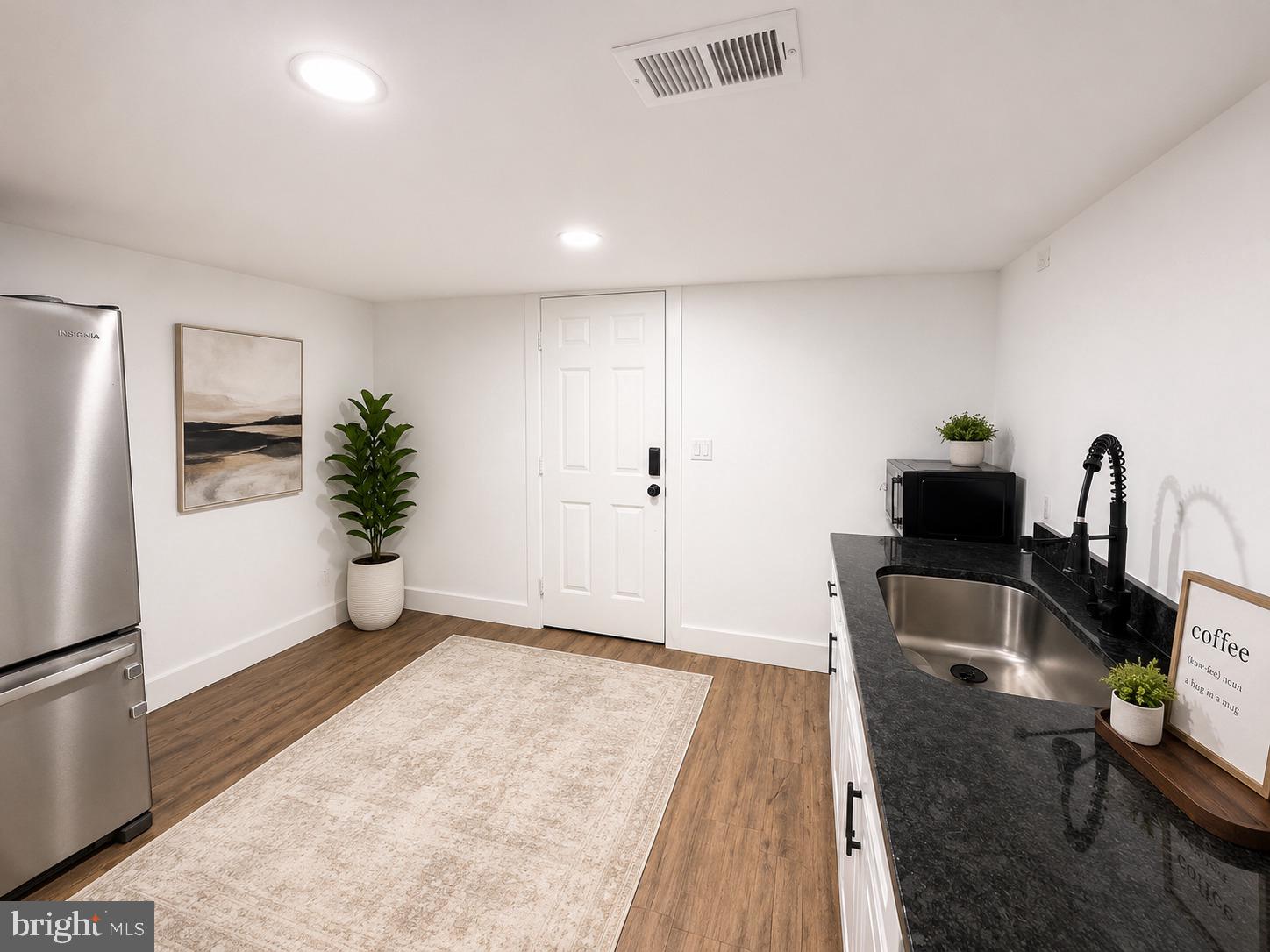 SWANLAND HEIGHTS - Residential