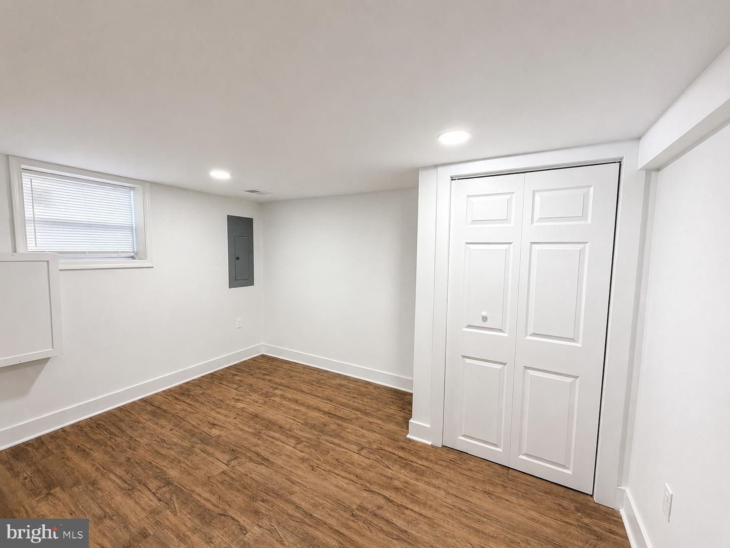 SWANLAND HEIGHTS - Residential