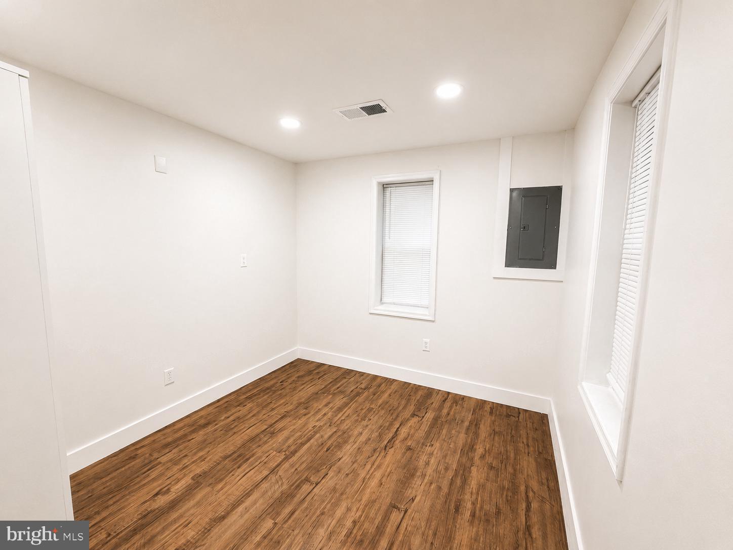 SWANLAND HEIGHTS - Residential