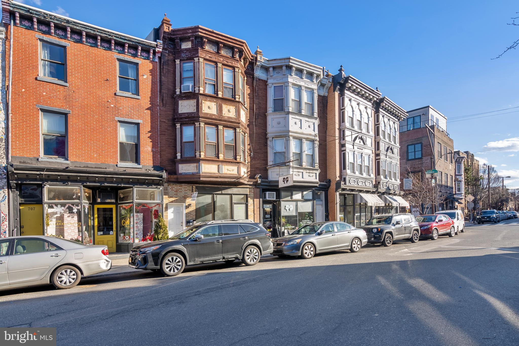 QUEEN VILLAGE - Residential Income