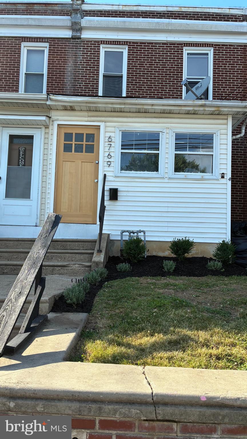 Welcome to 6769 Perry Avenue! This beautiful 3-bedroom, 1-bathroom home in Upper Darby is packed with features you'll love. The main level boasts a bright and inviting living room, dining room, and kitchen, all flooded with natural light and enhanced by brand-new luxury vinyl plank flooring throughout. The updated kitchen is sure to impress, featuring custom cabinetry, quartz countertops, stainless steel appliances, and a stylish tile backsplash. Upstairs, you'll find three spacious bedrooms and a full bathroom, with ample closet and storage space throughout. As an added bonus, this home offers a huge, private fenced-in backyard—perfect for entertaining, gardening, pets, or simply relaxing outdoors. Conveniently located near shopping, dining, schools, parks, and public transportation, this move-in-ready home offers both comfort and convenience. Don't miss the opportunity to tour this amazing home—schedule your private showing today!
Property is owned by a licensed Pennsylvania Real Estate Agent.