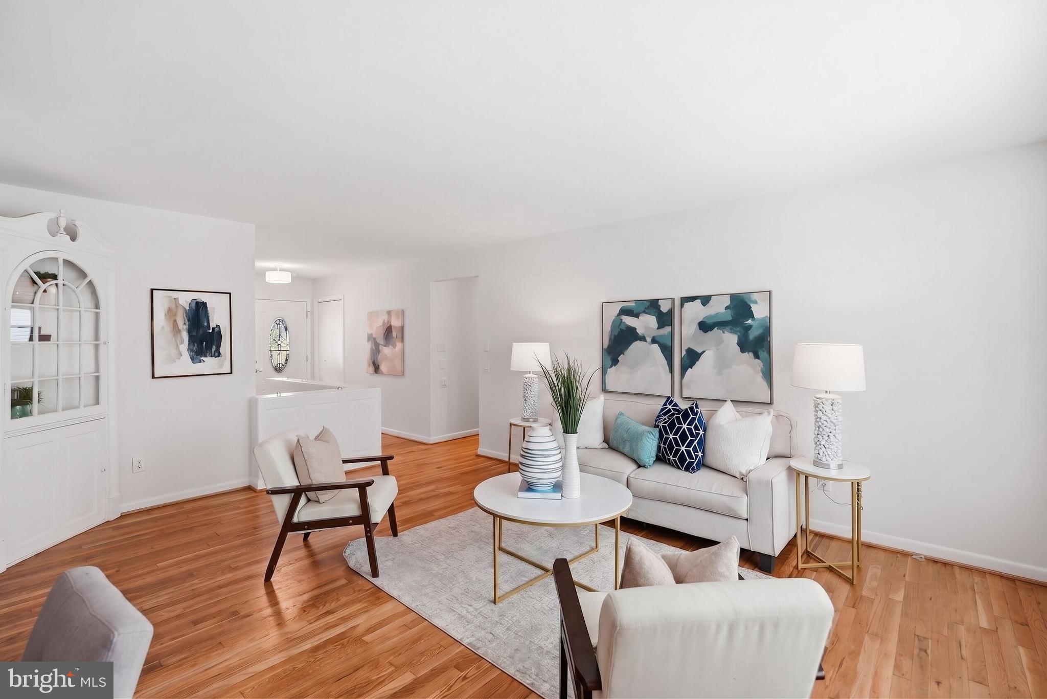 FOXHALL - Residential